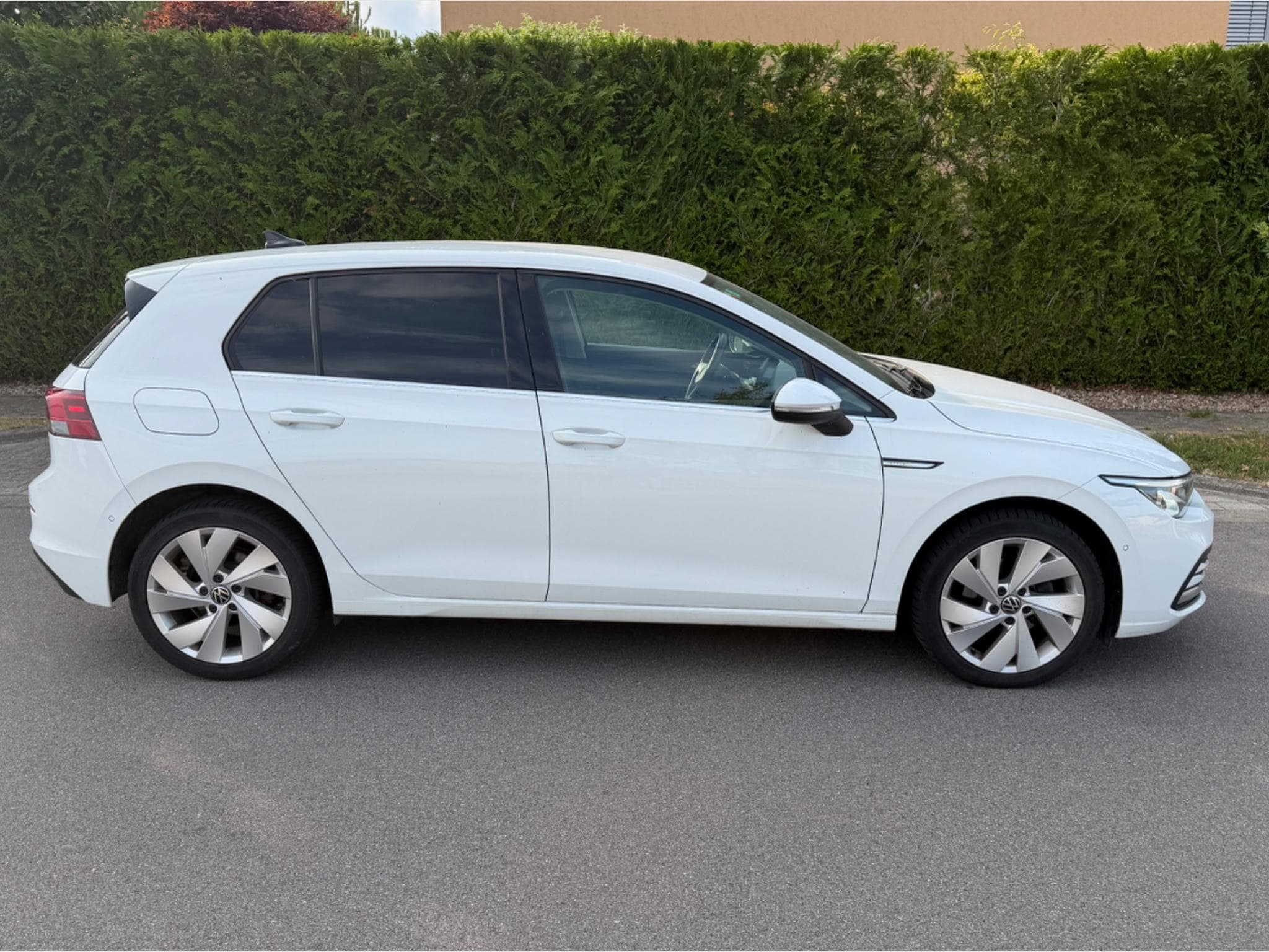 VW Golf VIII Style 2.0 TDI DSG (2020) - Photo 3