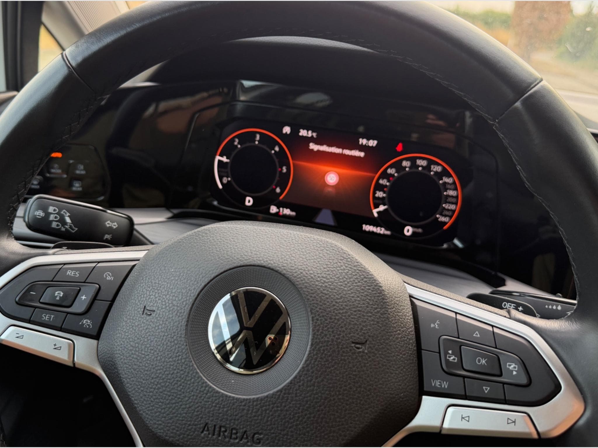 VW Golf VIII Style 2.0 TDI DSG (2020) - Photo 7