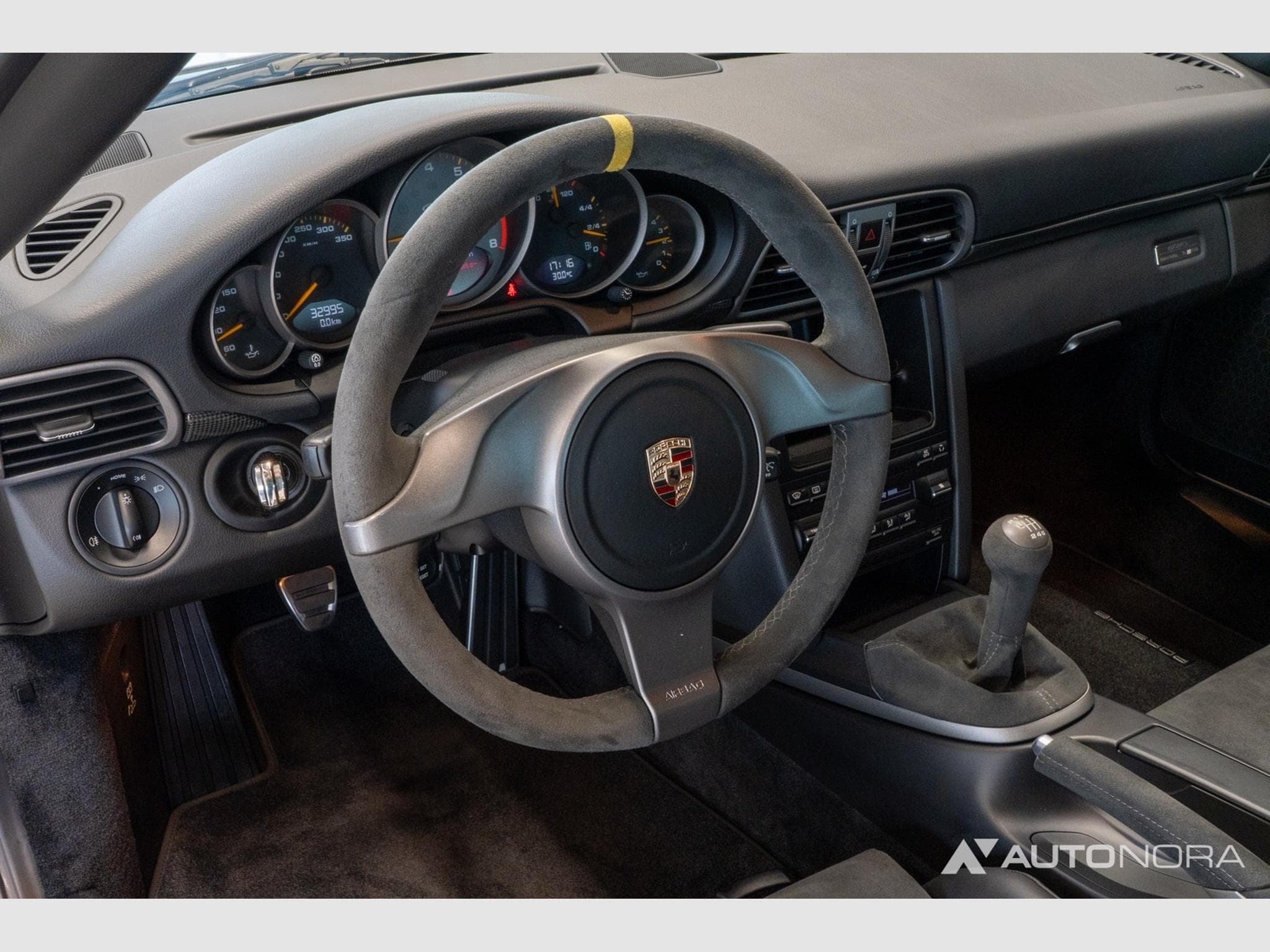 Porsche 911 911 (997.2) GT2 RS (2010) - Photo 12