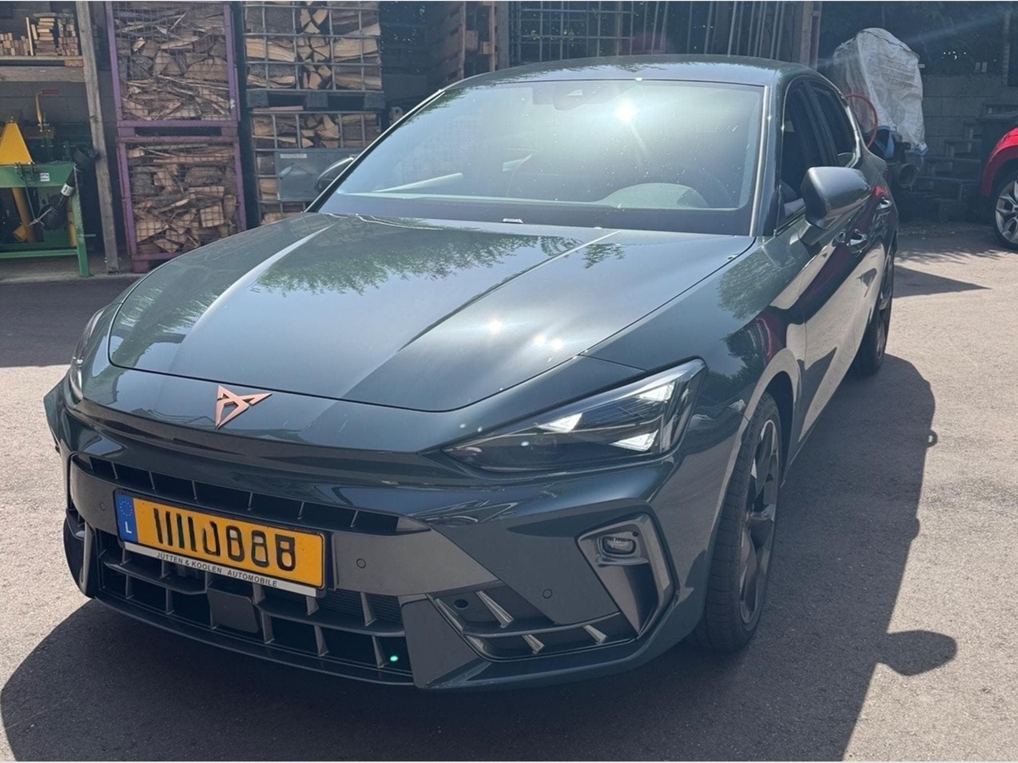 Cupra Leon (2025) - Foto 1