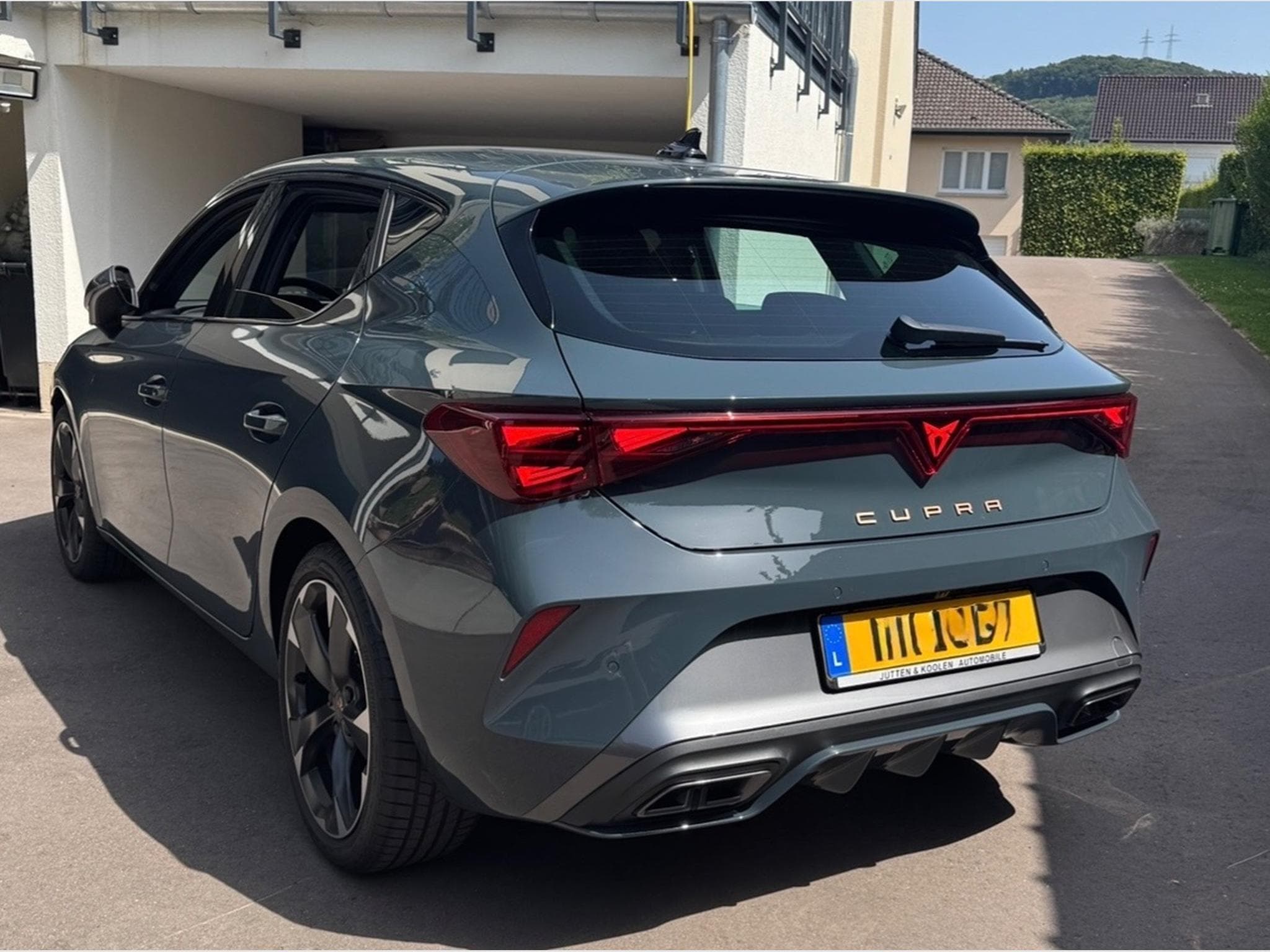 Cupra Leon (2025) - Foto 2