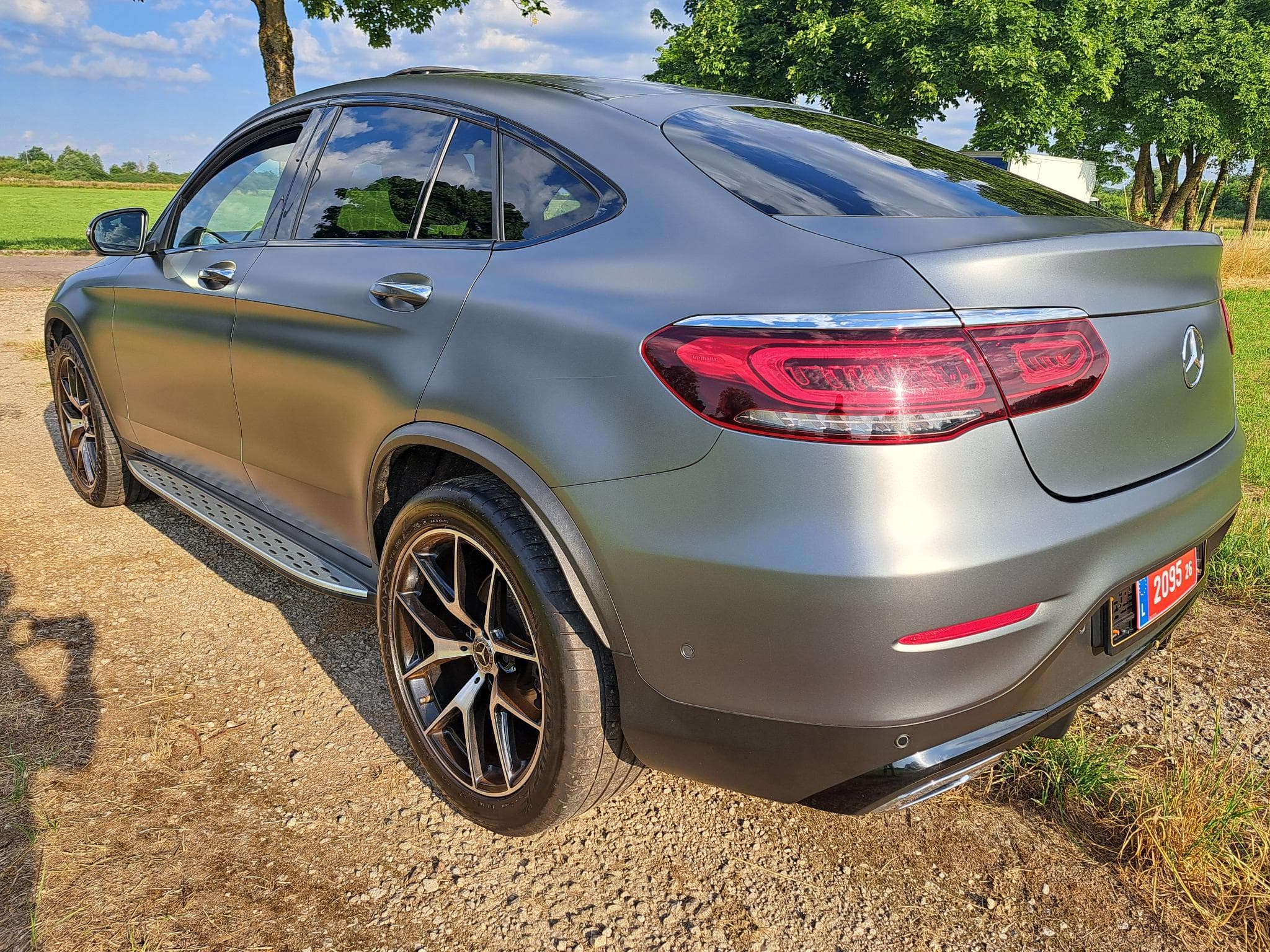 Mercedes GLC 220 D Coupé 194CV 4Matic AMG-Line Full Options (2022) - Photo 4