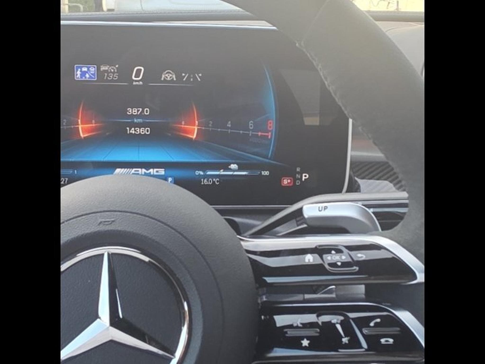 Mercedes C 63 AMG (2024) - Foto 3