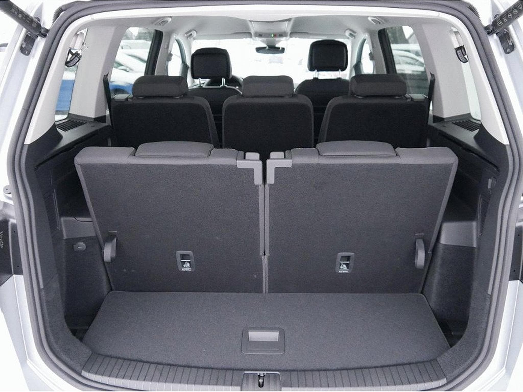 VW Touran (2026) - Photo 8