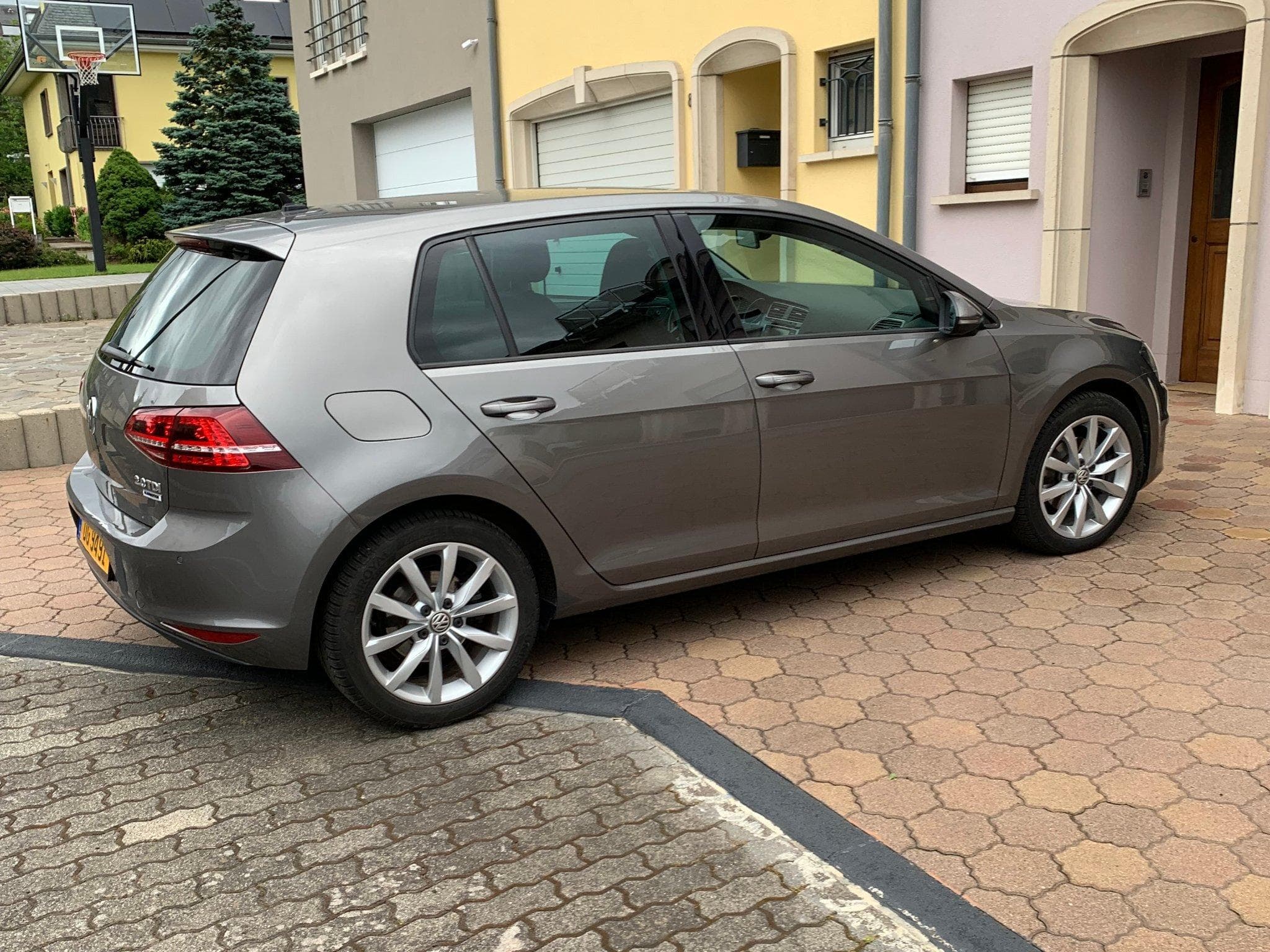 VW Golf VII VII 2.0 TDi Highline DSG (2016) - Foto 2