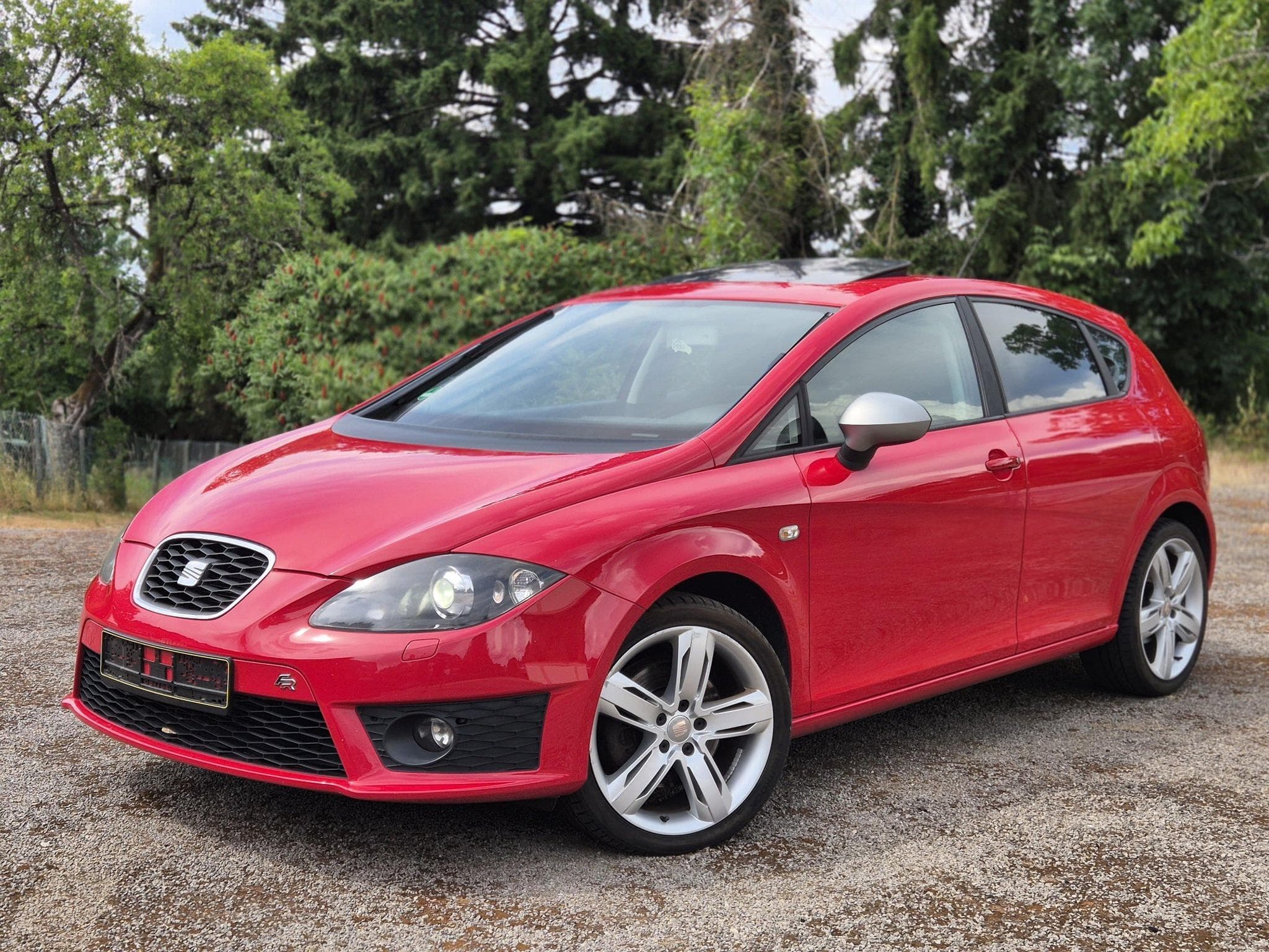 Seat Leon FR 2.0 211 (2010) - Photo 1