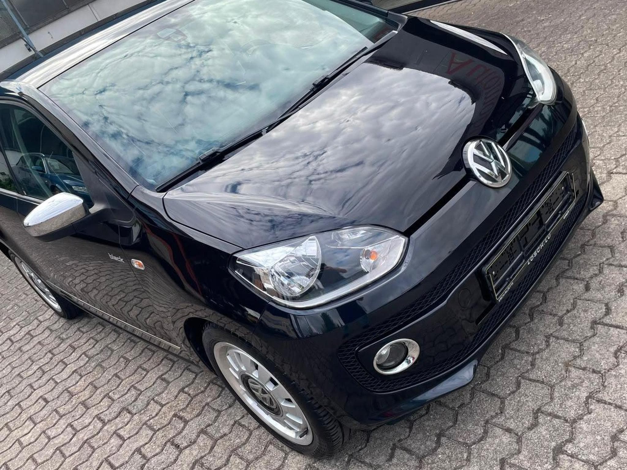VW UP Black édition (2013) - Photo 3