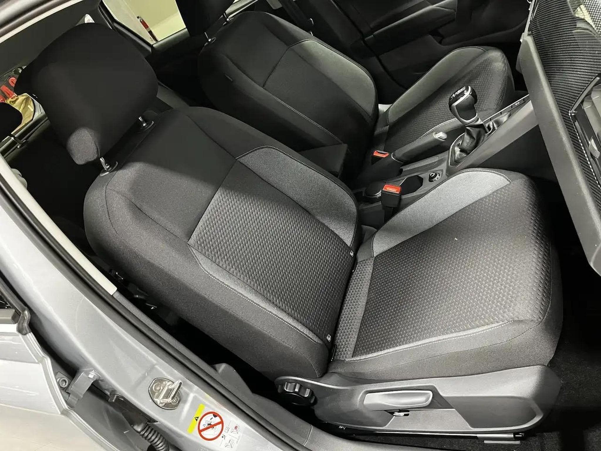 VW Polo (2025) - Photo 16