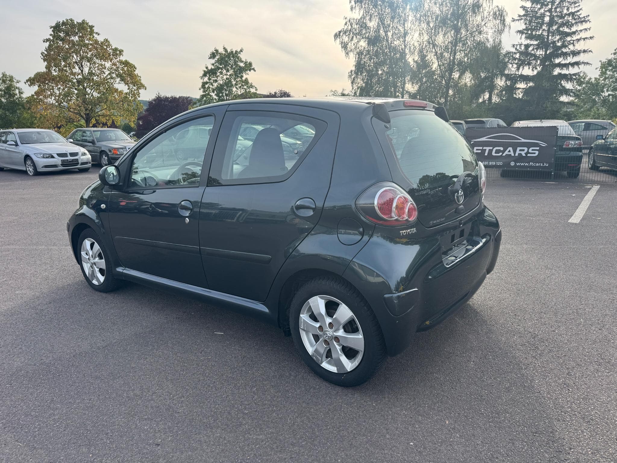 Toyota Aygo 1.0 68ch (2011) - Photo 4