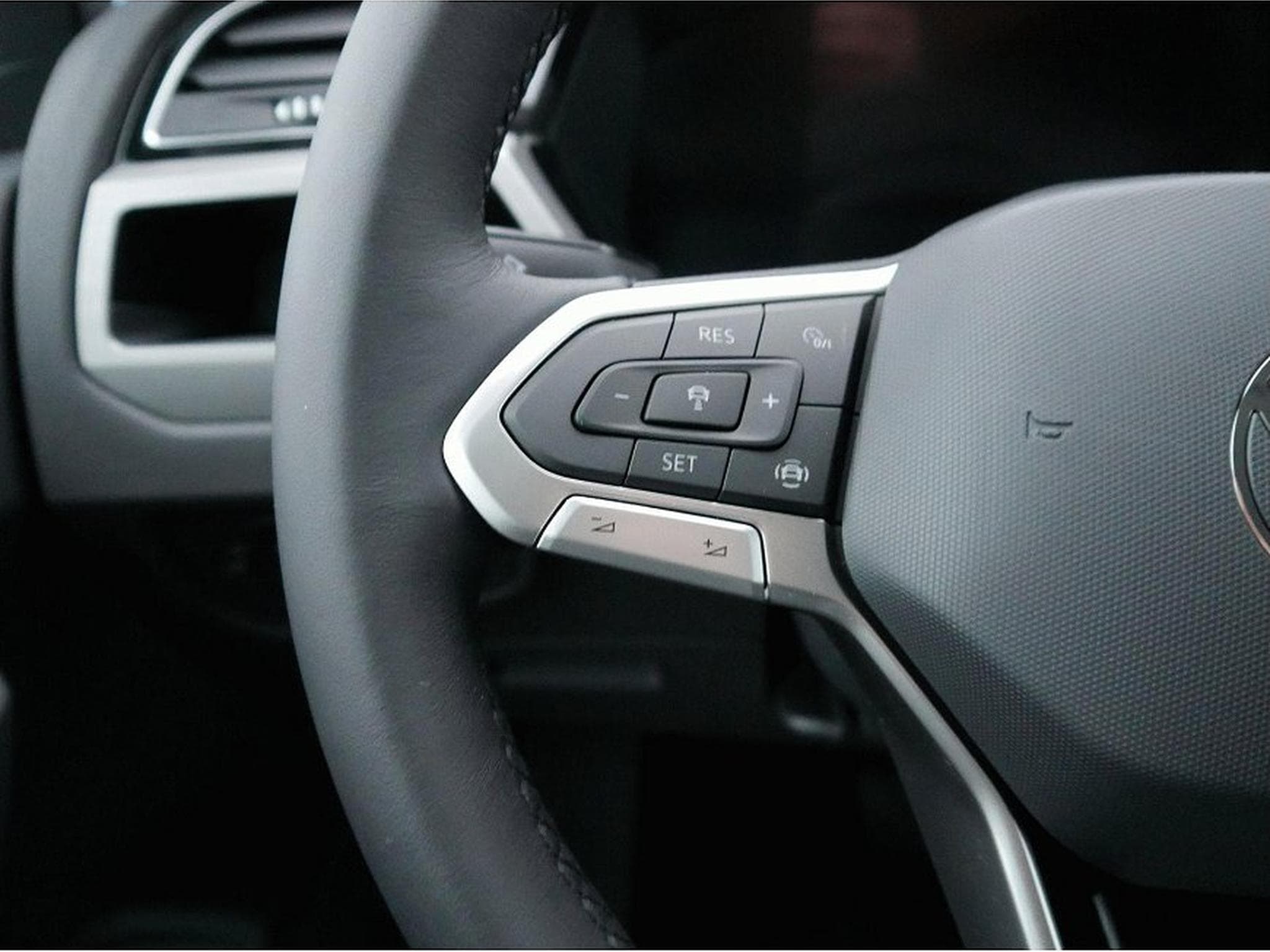 VW Touran (2026) - Photo 14