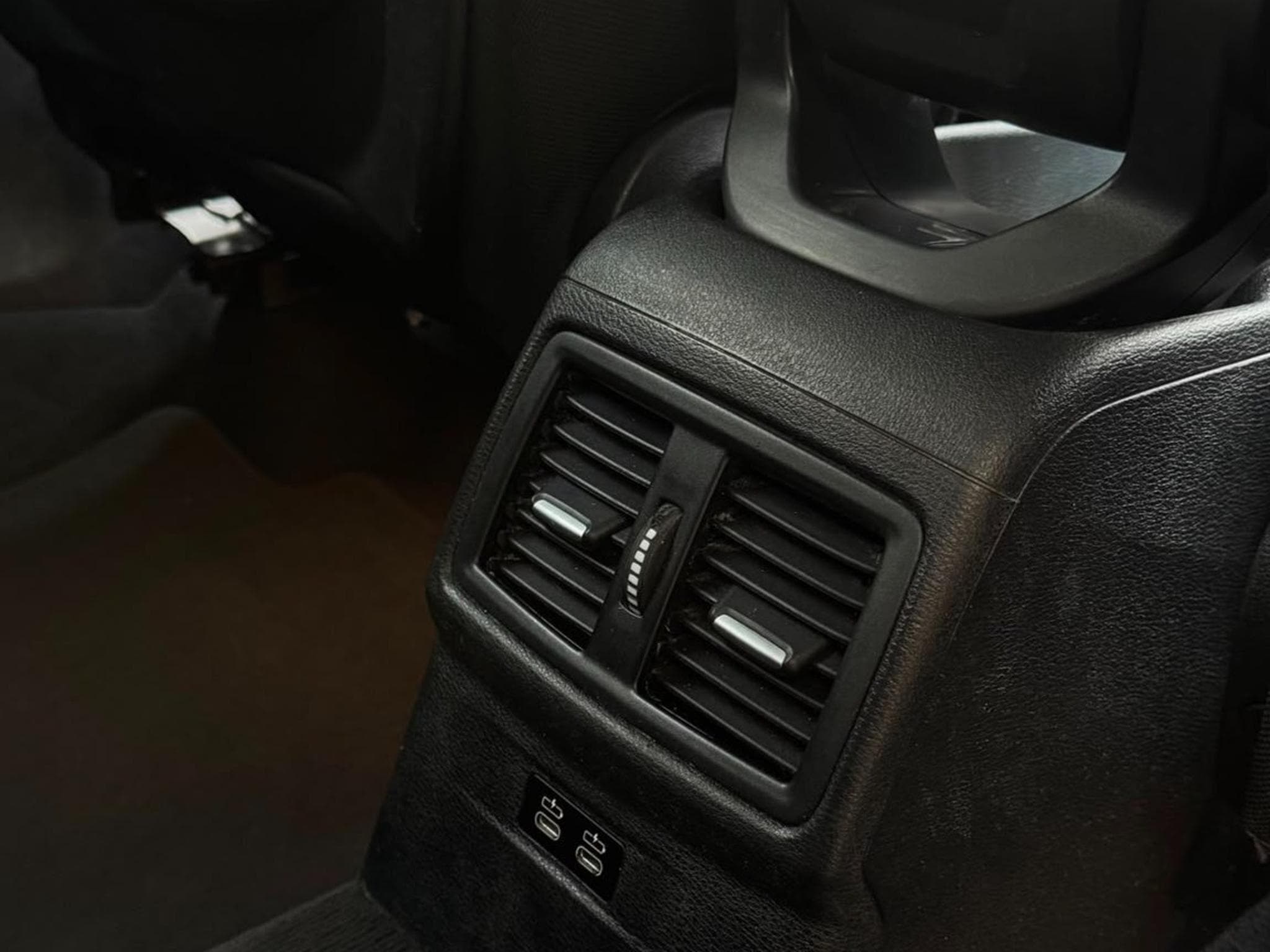 BMW X1 SDrive 18D (2019) - Photo 10