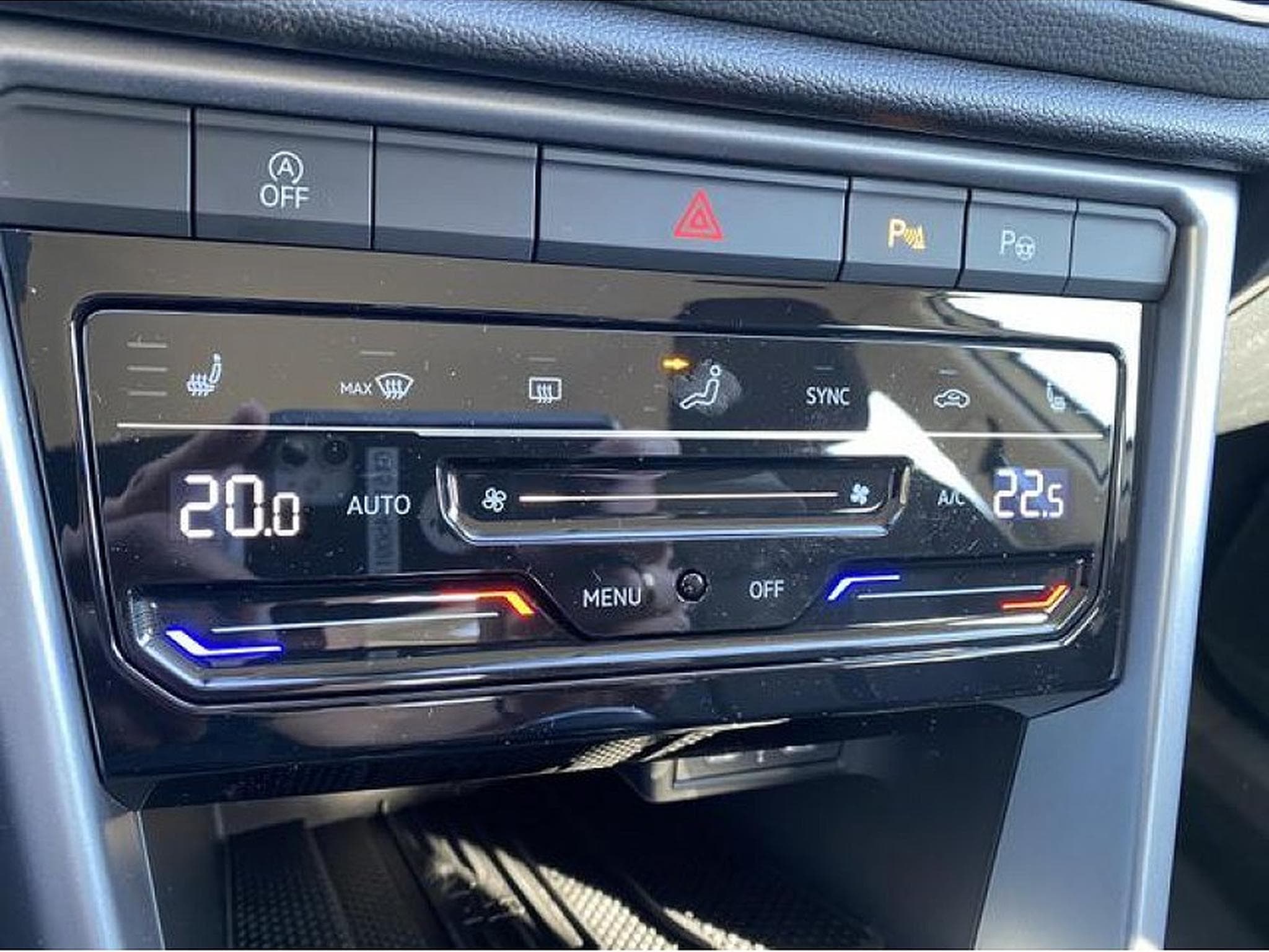 VW T-Roc (2025) - Foto 19