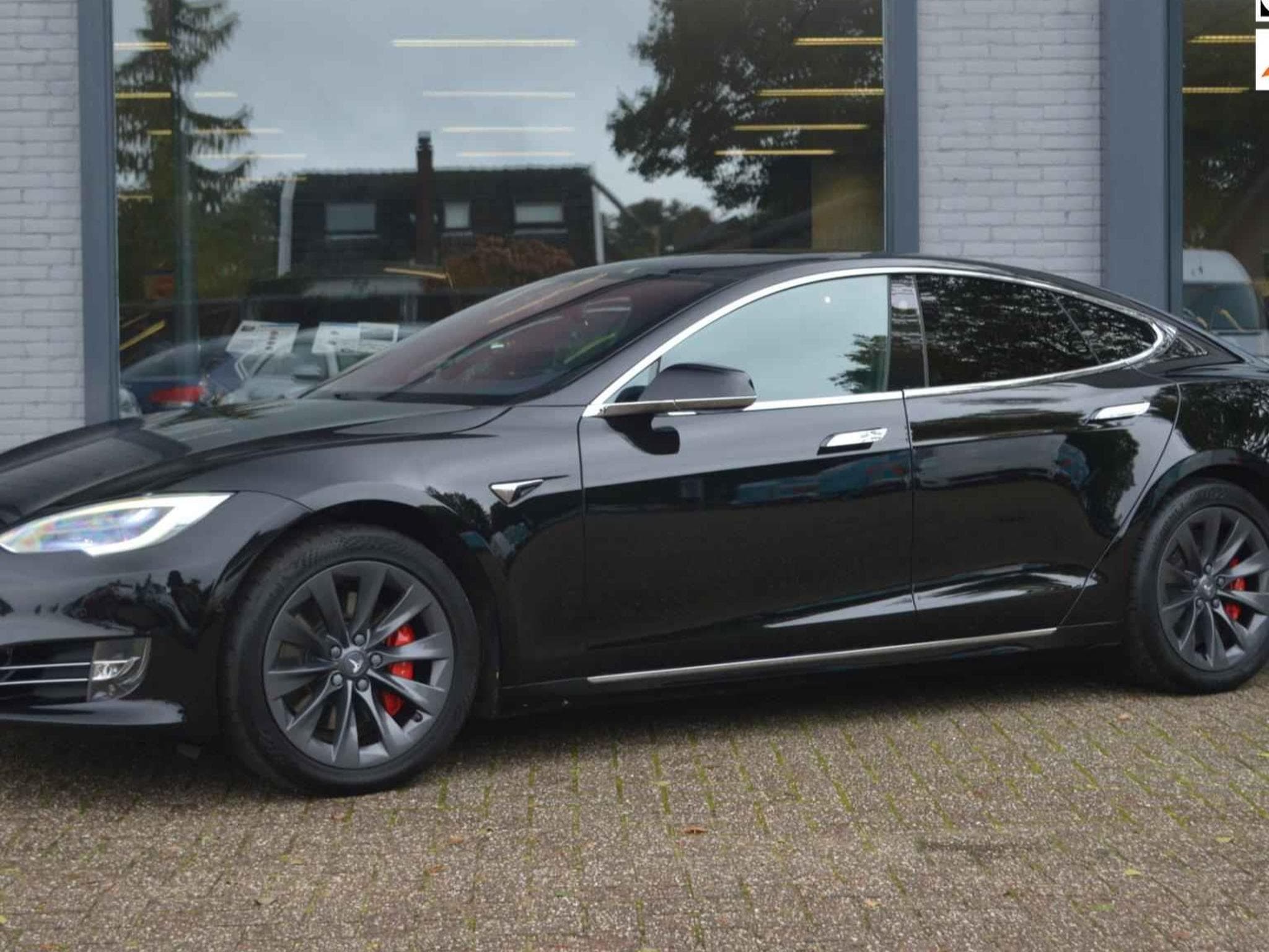 Tesla Model S Performance Ludicrous+ Raven (2019) - Photo 3