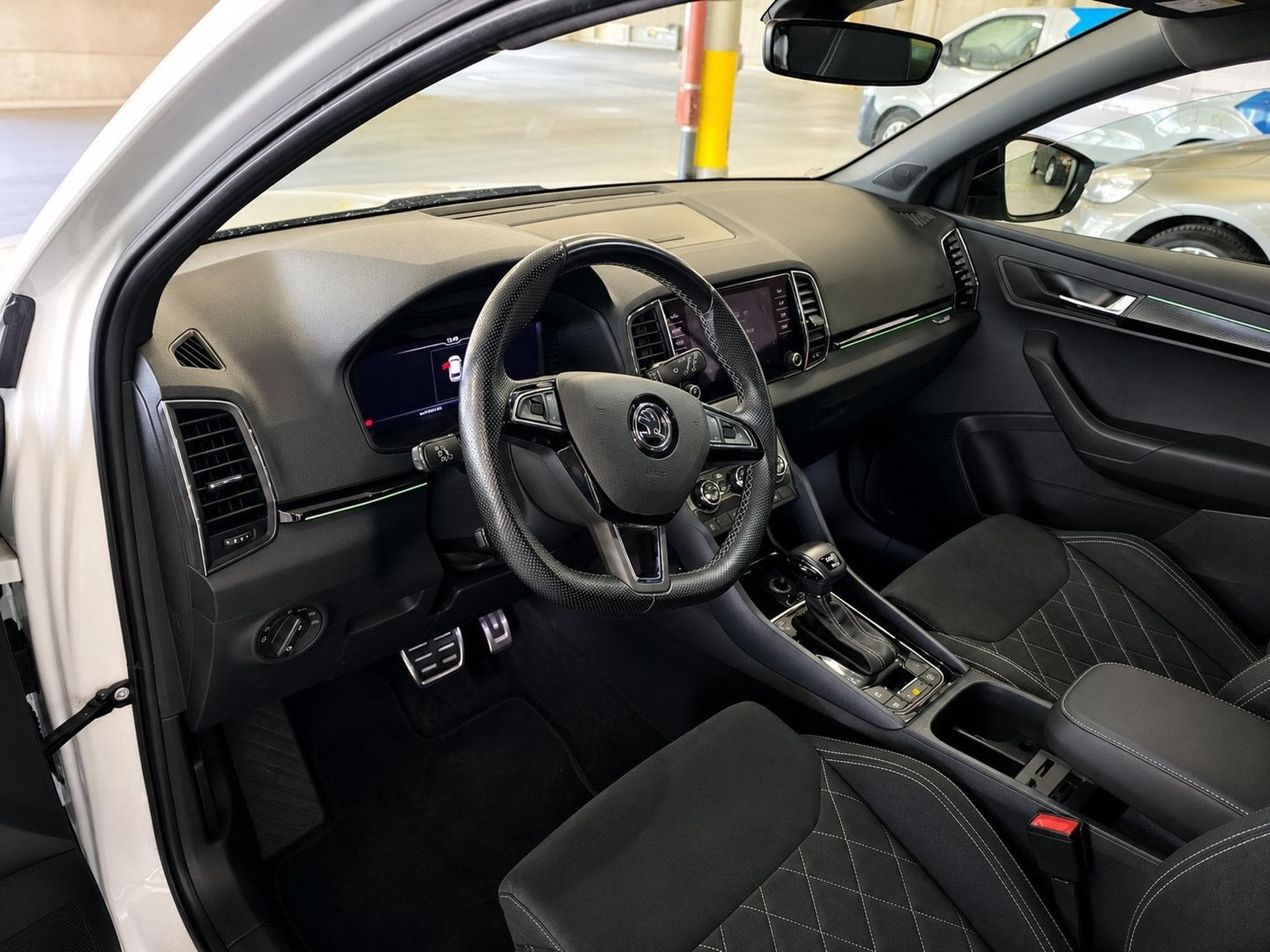 Skoda Karoq Sport line (2019) - Photo 2