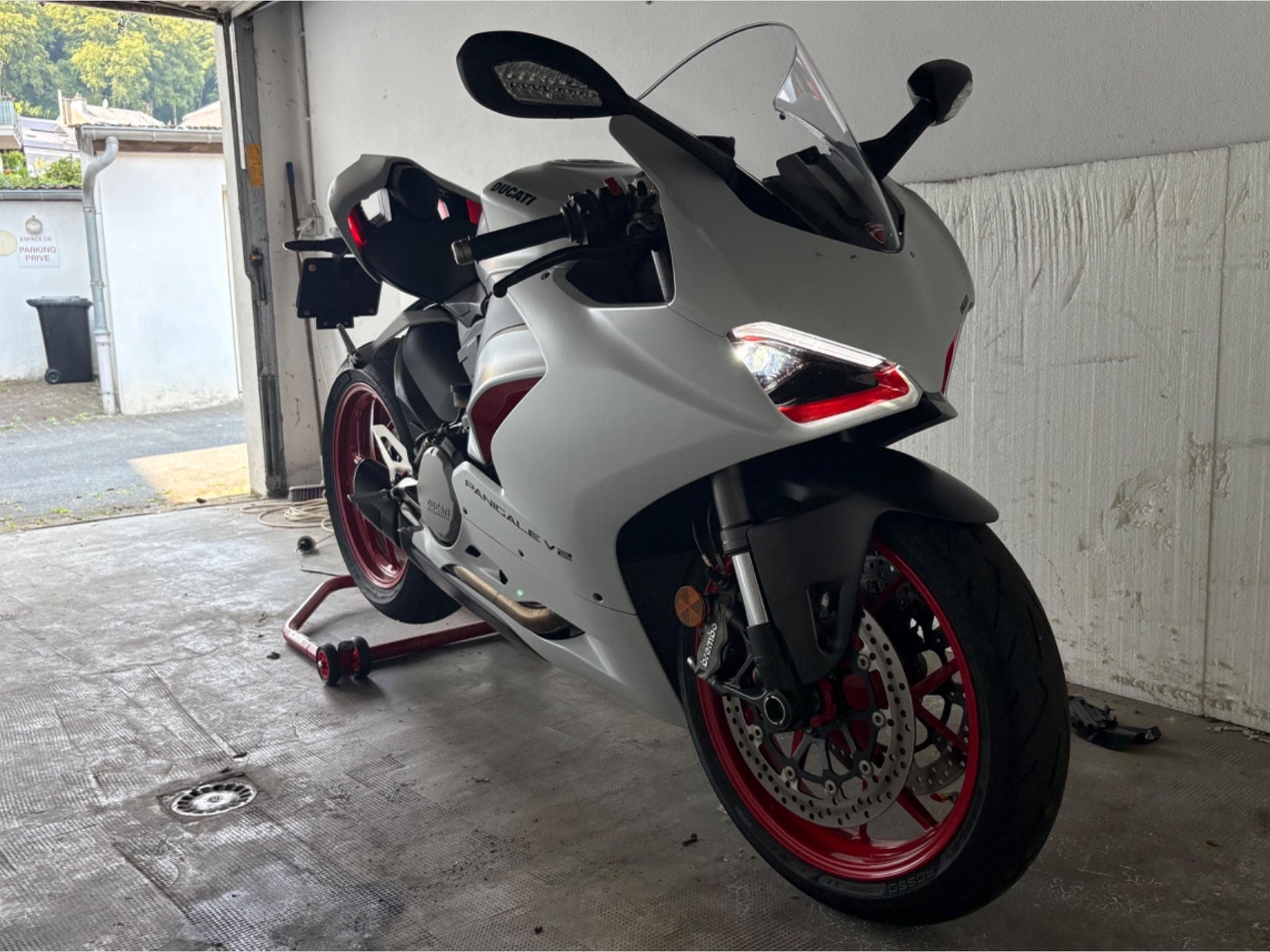 Ducati Panigale V2 (2021) - Foto 1