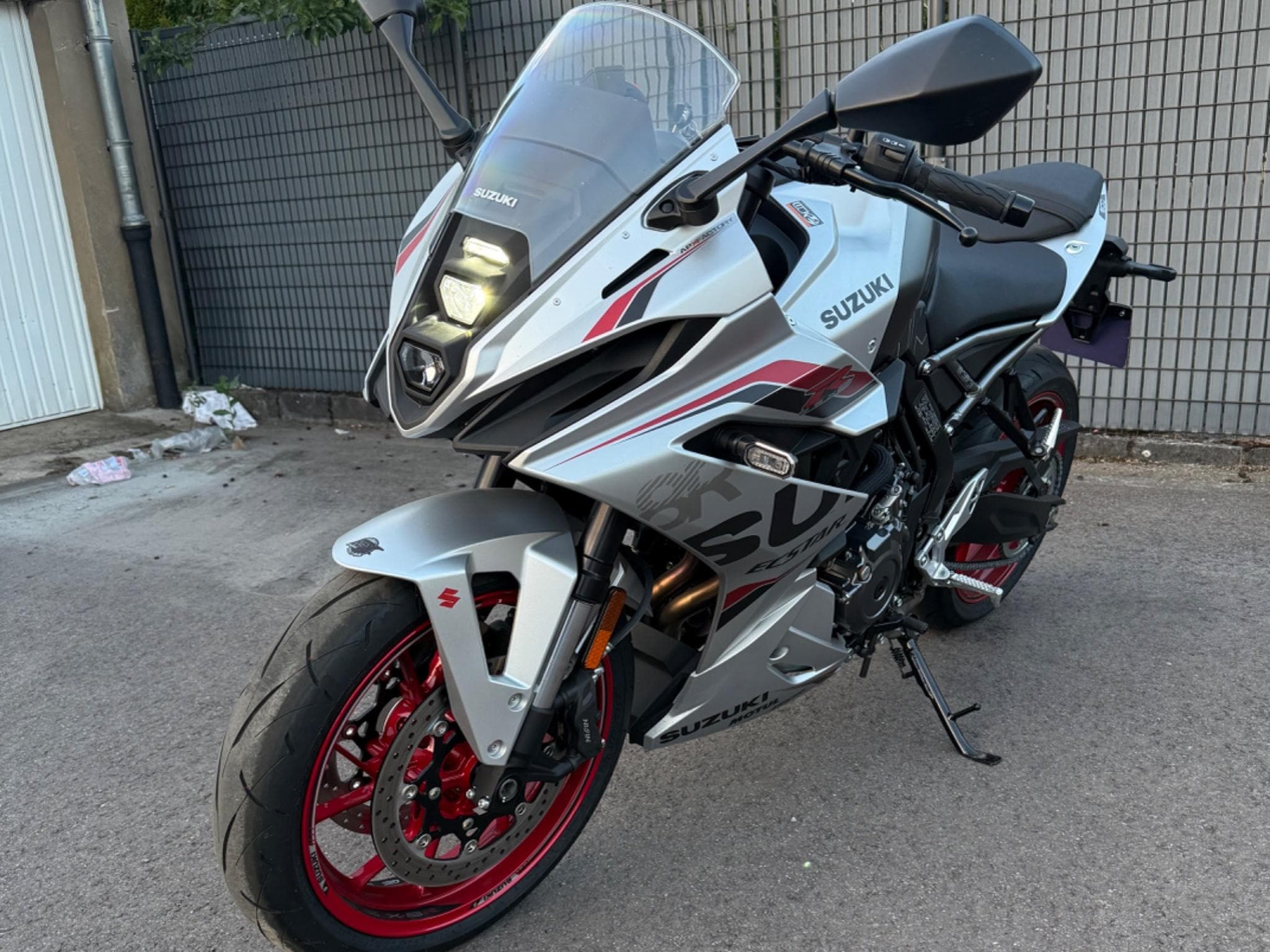 Suzuki GSXR (2025) - Photo 3