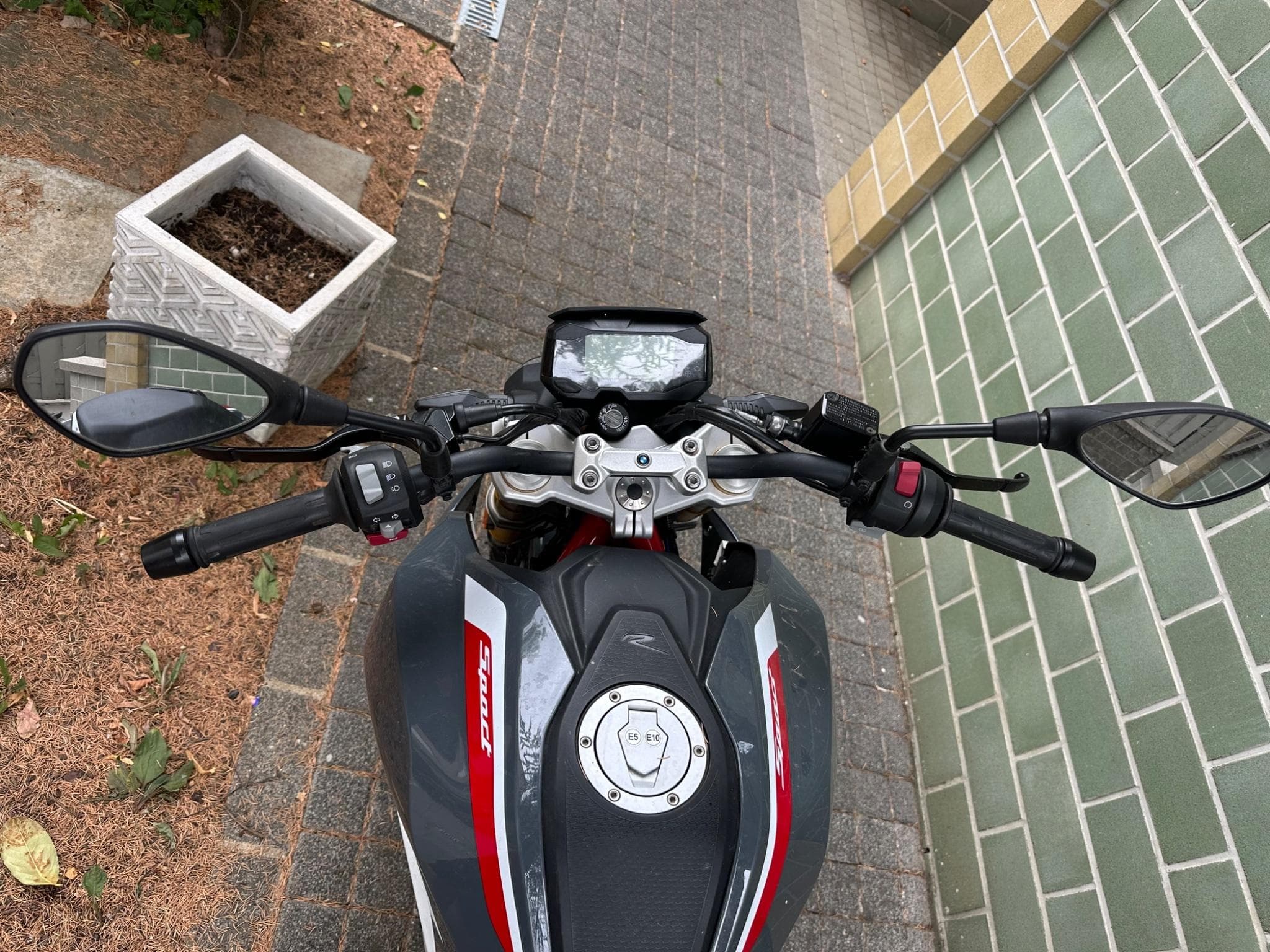 BMW G 310 R (2021) - Photo 6