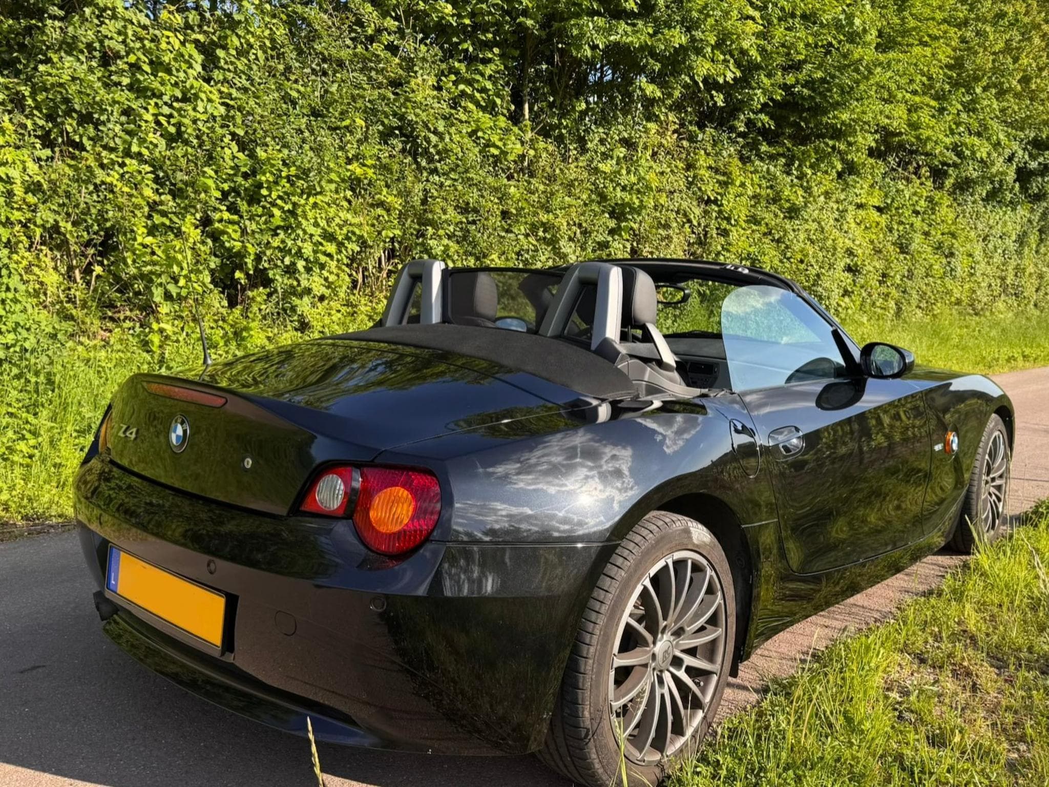 BMW Z4 Z4 2.2i 6-Zylinder 170 PS (2003) - Foto 2