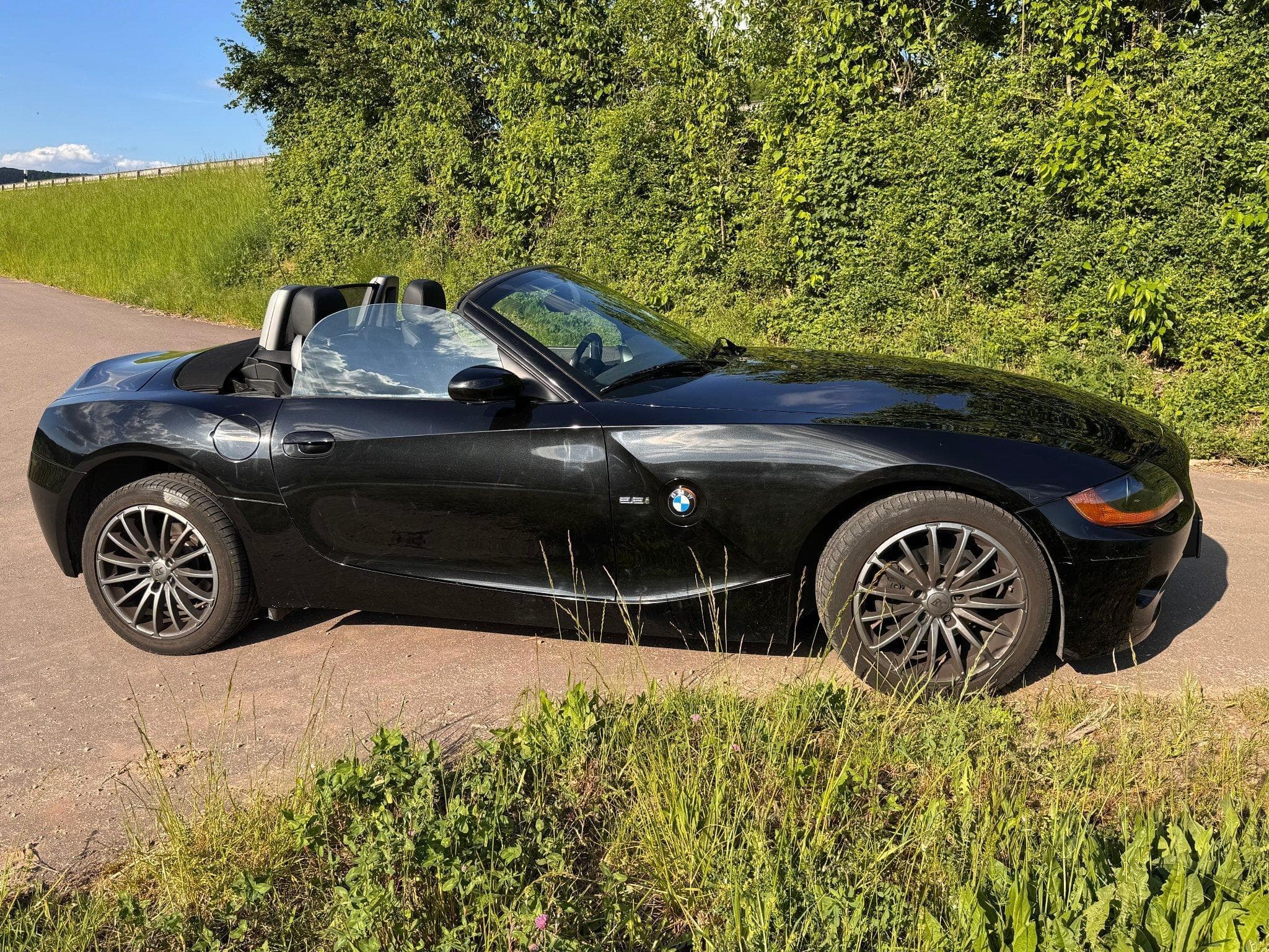BMW Z4 Z4 2.2i 6-Zylinder 170 PS (2003) - Foto 3
