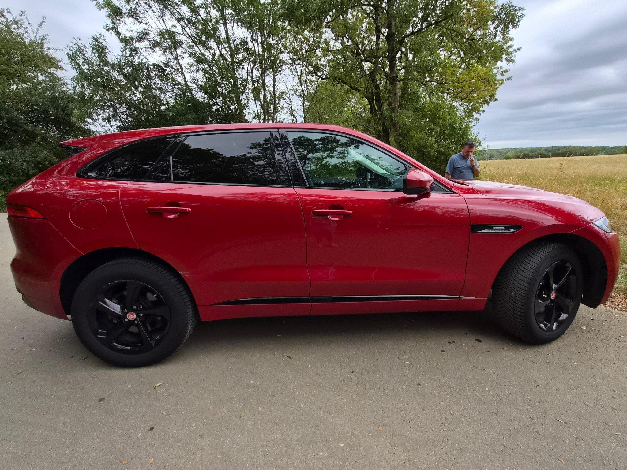 Jaguar F-Pace R Sport (2019) - Photo 5