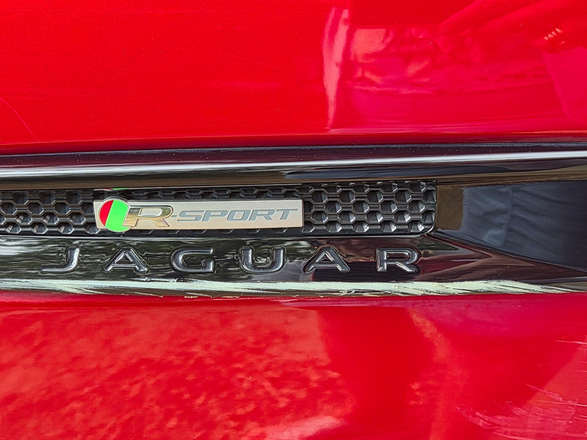 Jaguar F-Pace R Sport (2019) - Photo 14