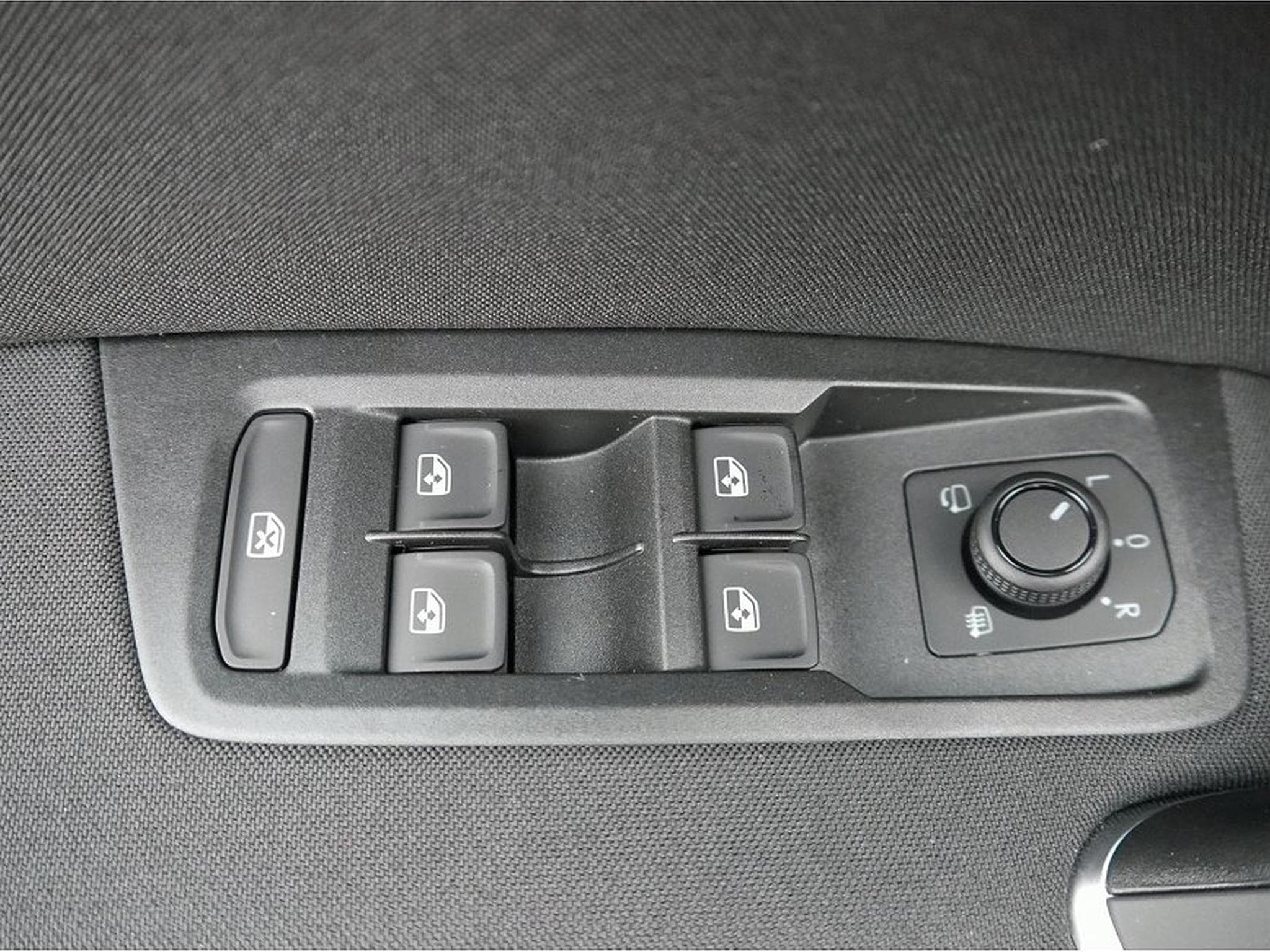 VW Touran (2026) - Photo 9