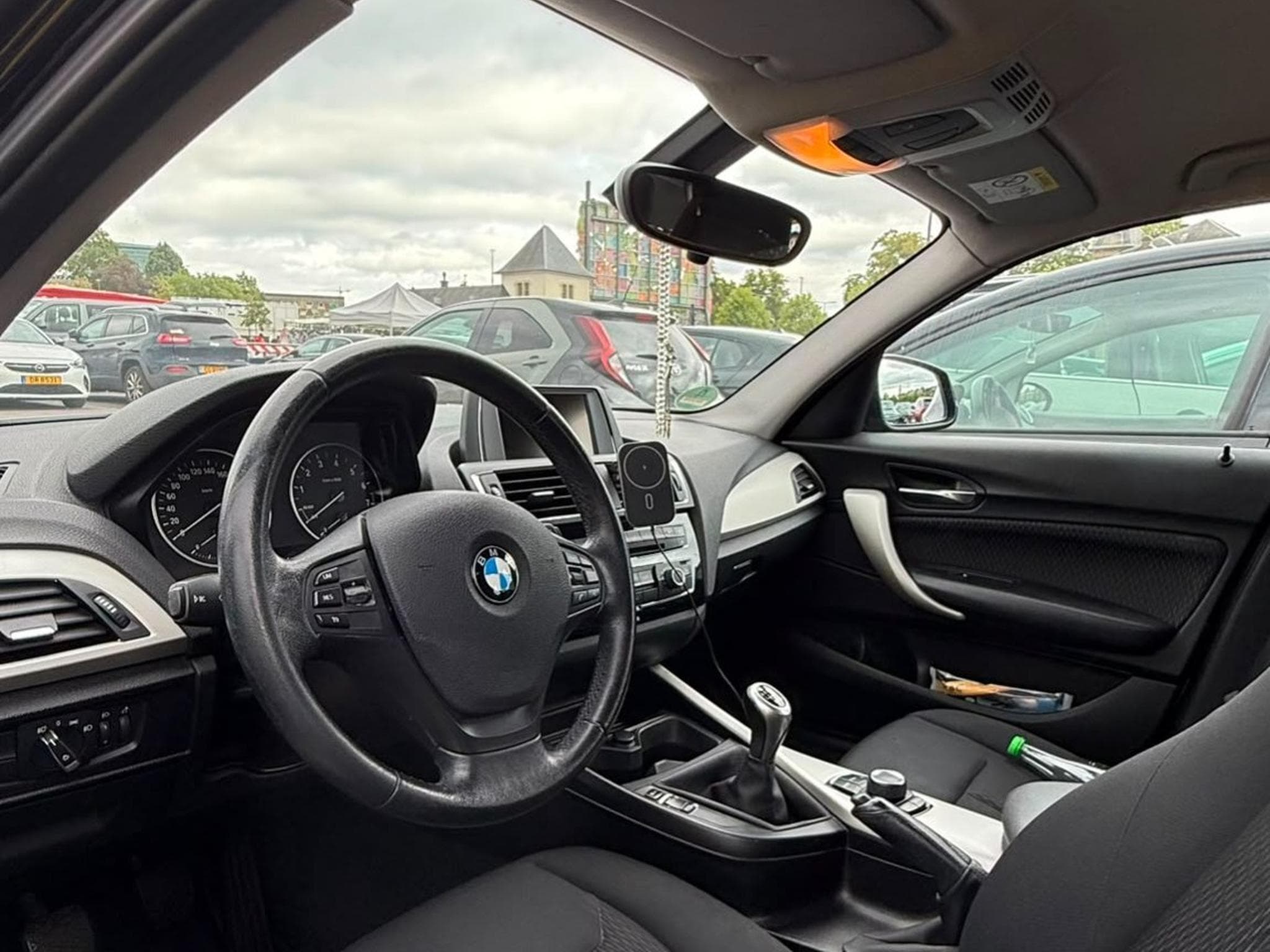 BMW 116 Sport (2015) - Photo 3