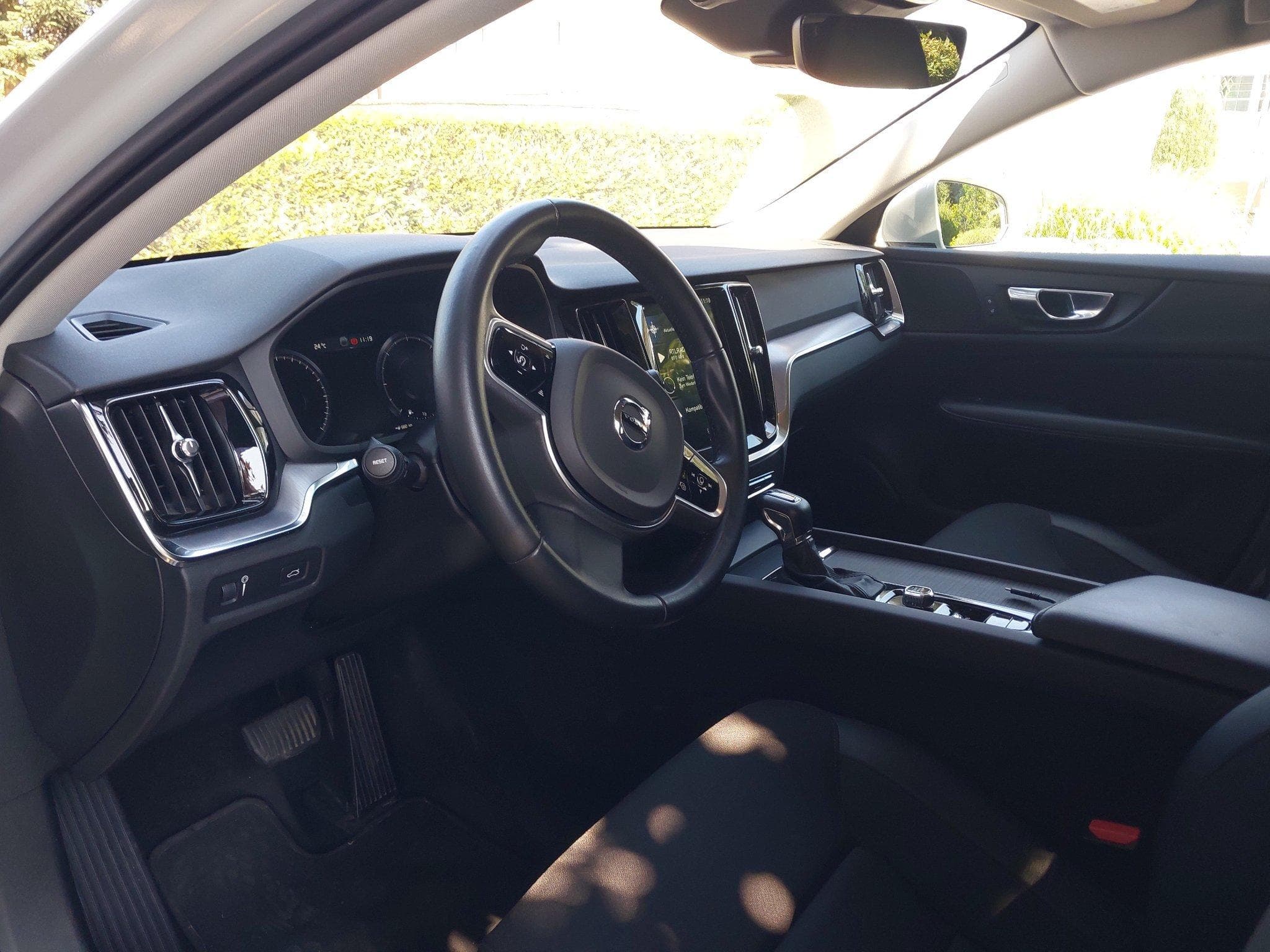 Volvo V60 V60 Cross Country D4 AWD Geartronic (2019) - Photo 5