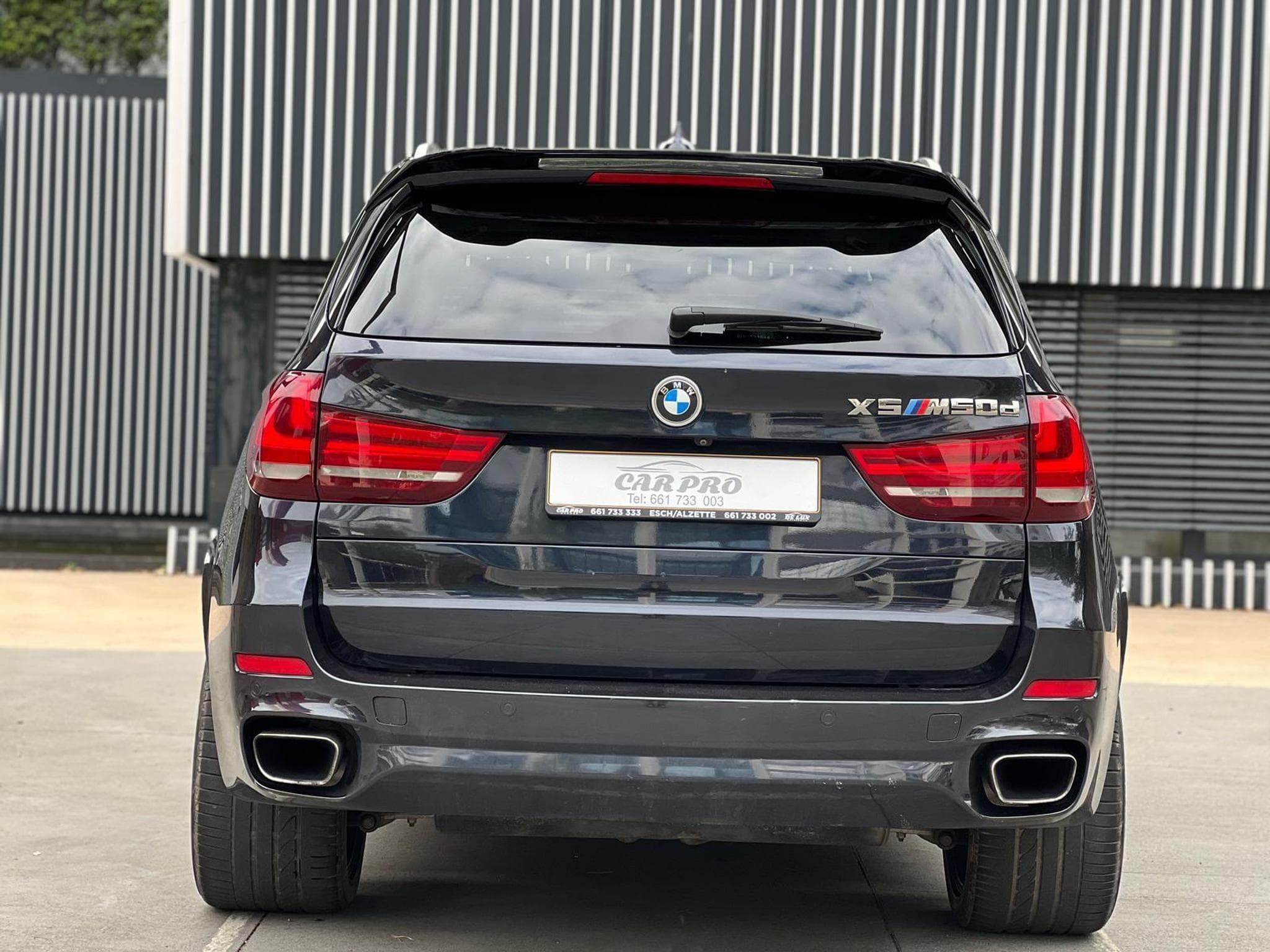 BMW X5 50D / Pack M / Camera 360 / 7 Places / (2015) - Foto 6