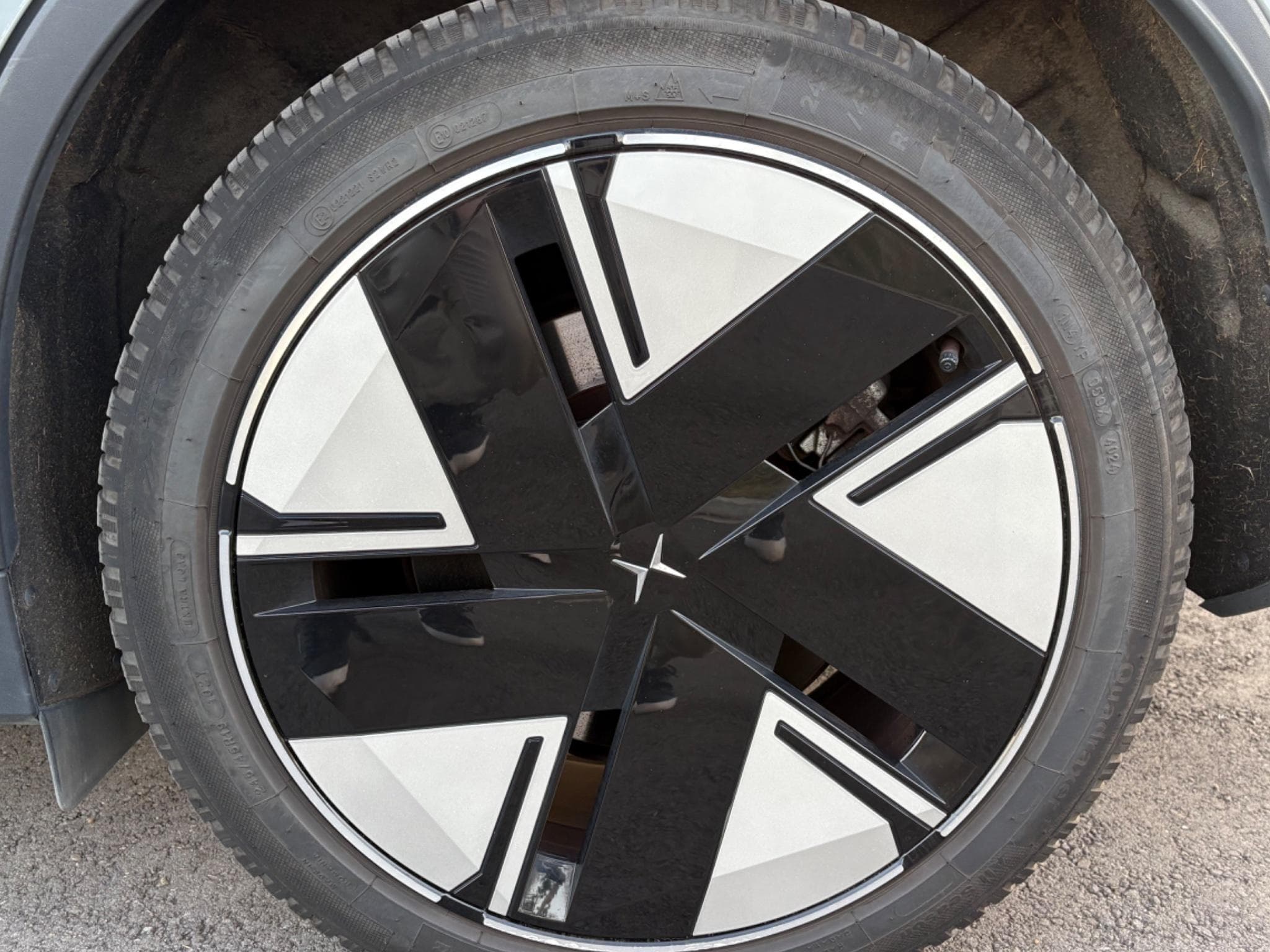 Polestar 2 Standard range Single Moteur (2024) - Photo 10