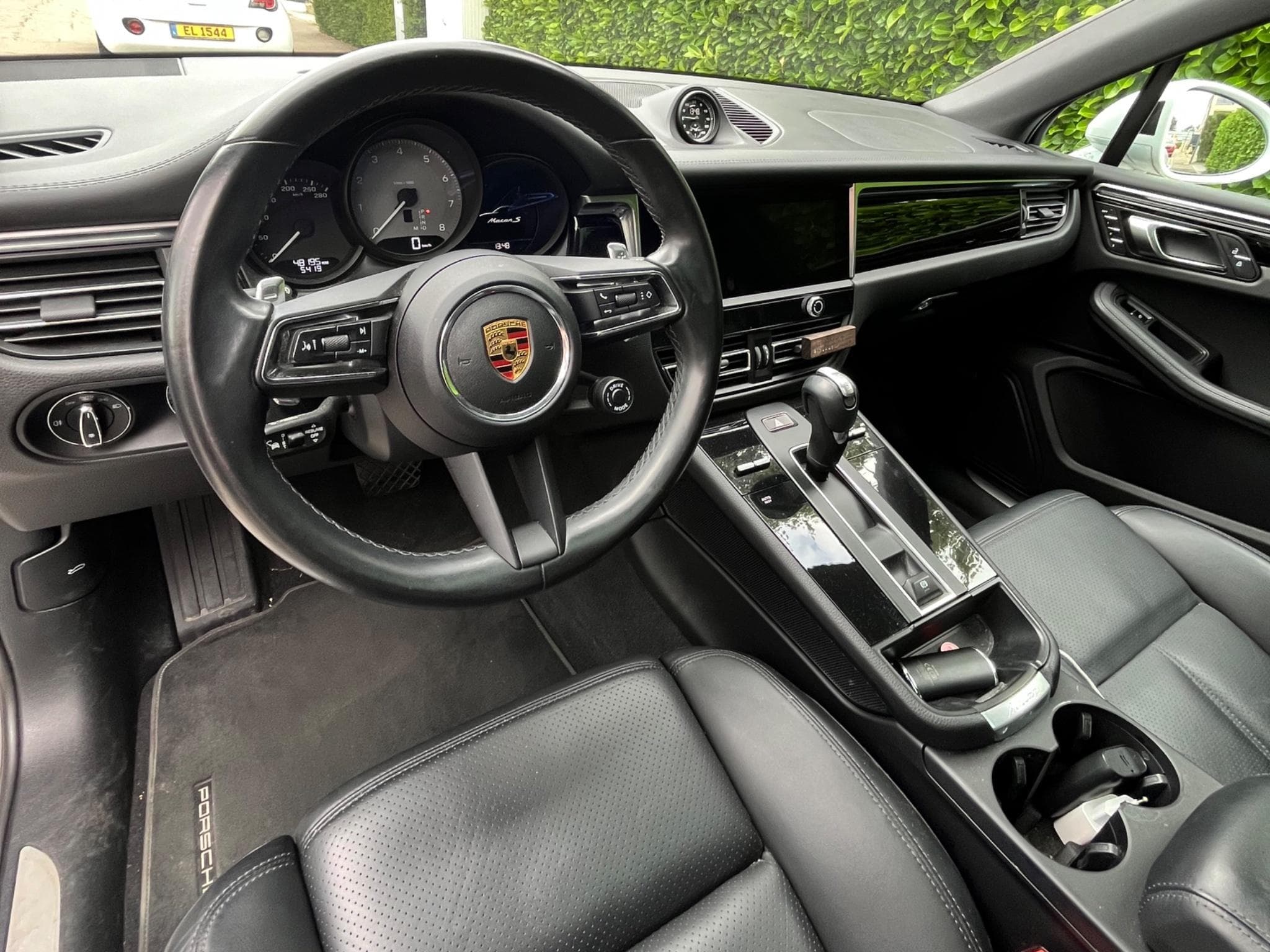 Porsche Macan S (2022) - Photo 14