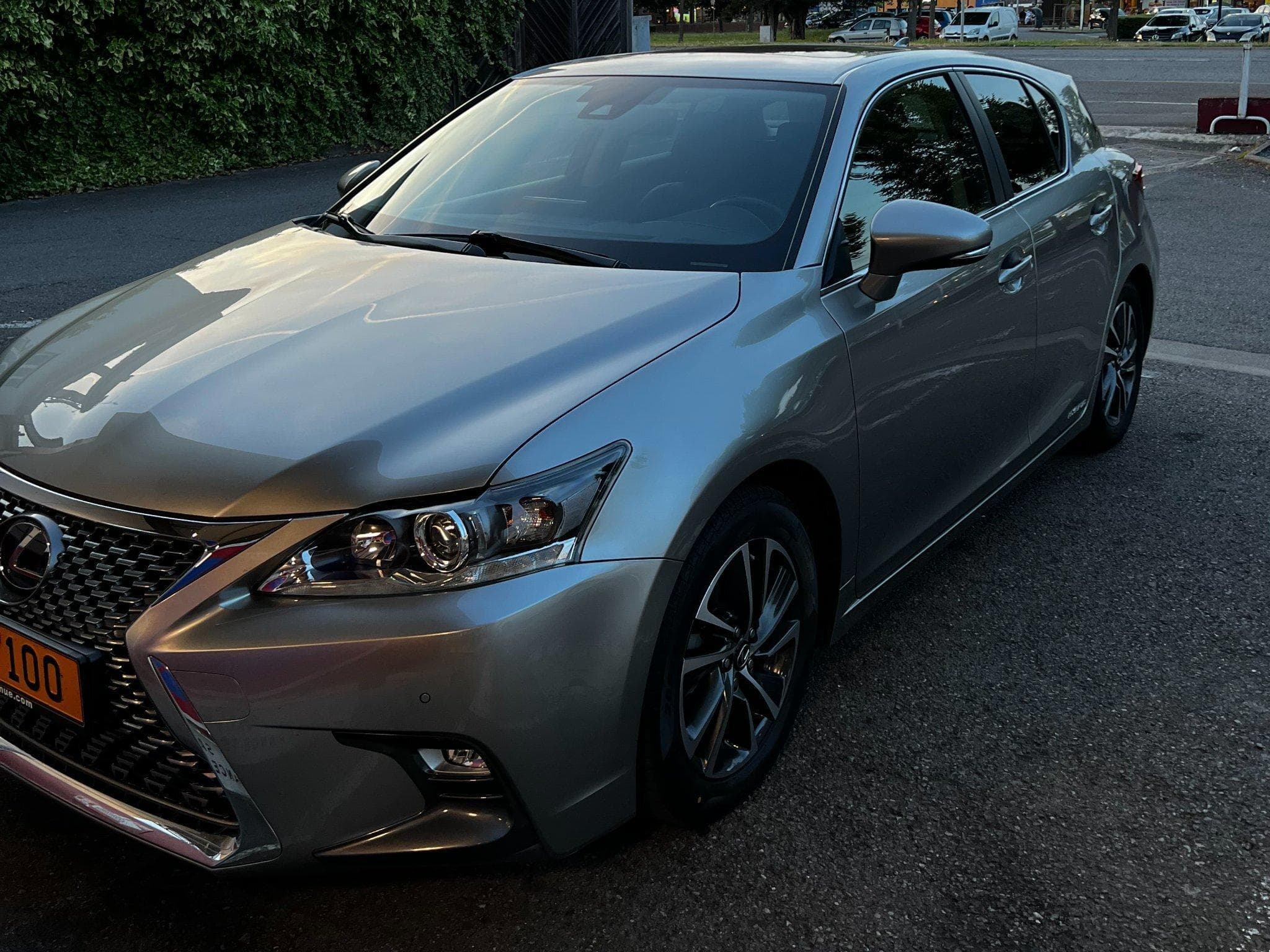 Lexus CT 200H 99 cv Business Model (2018) - Foto 2