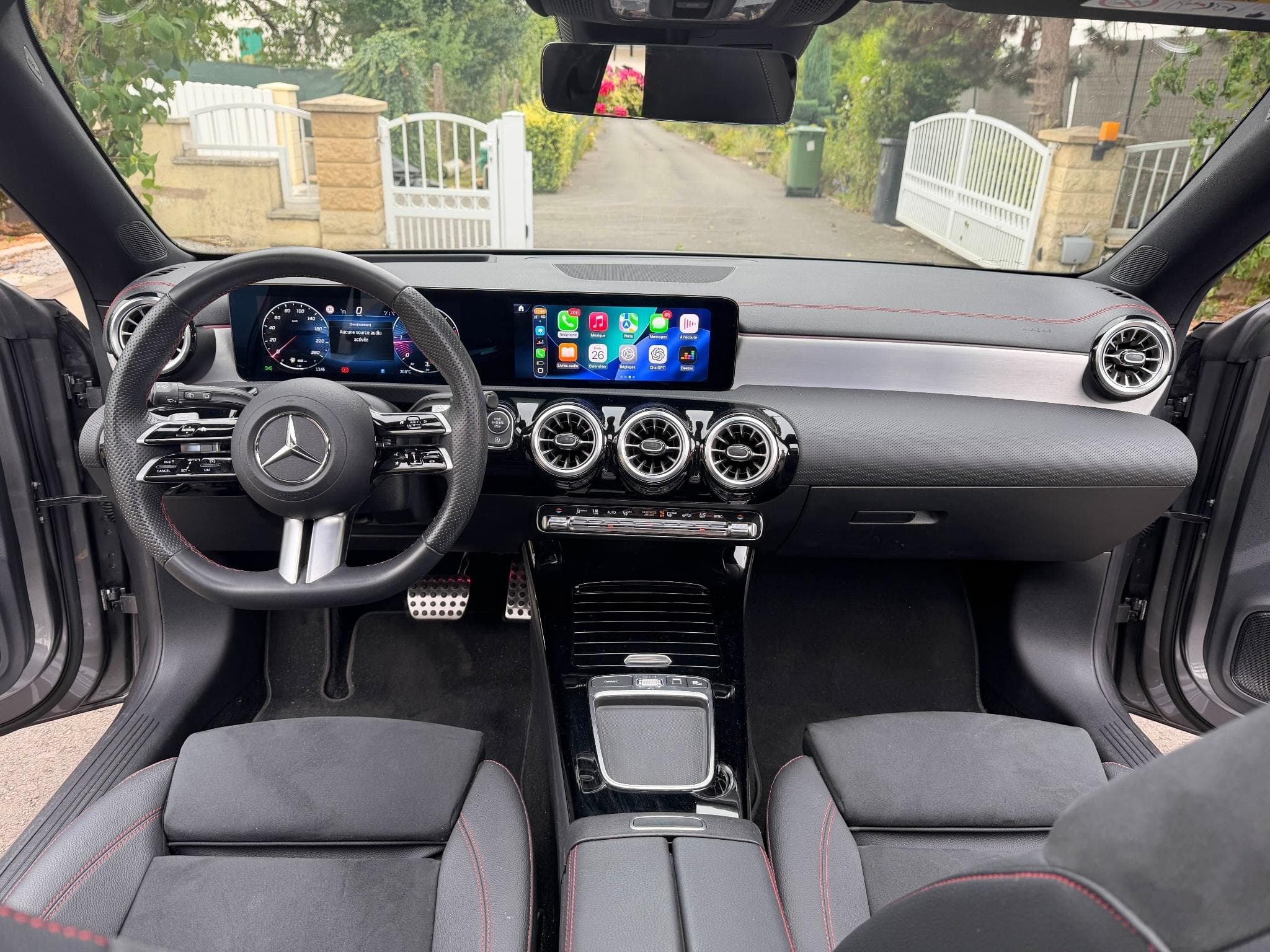 Mercedes CLA 200 Shooting Brake AMG - Camera 360 - Pano (2025) - Foto 13