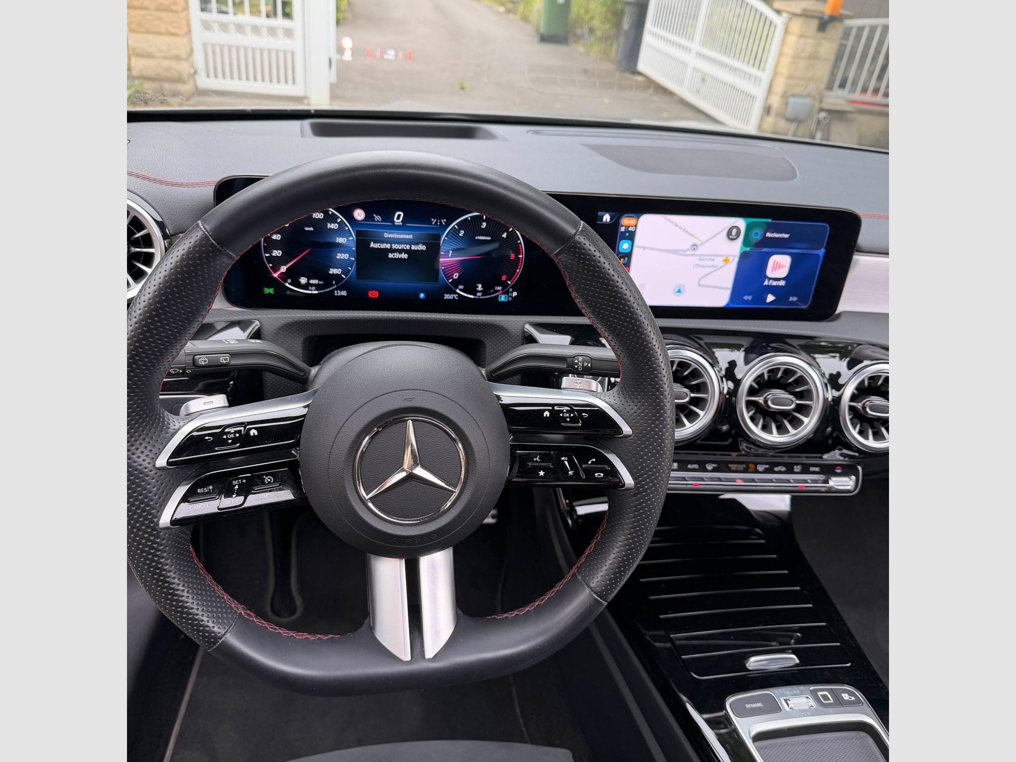 Mercedes CLA 200 Shooting Brake AMG - Camera 360 - Pano (2025) - Foto 14