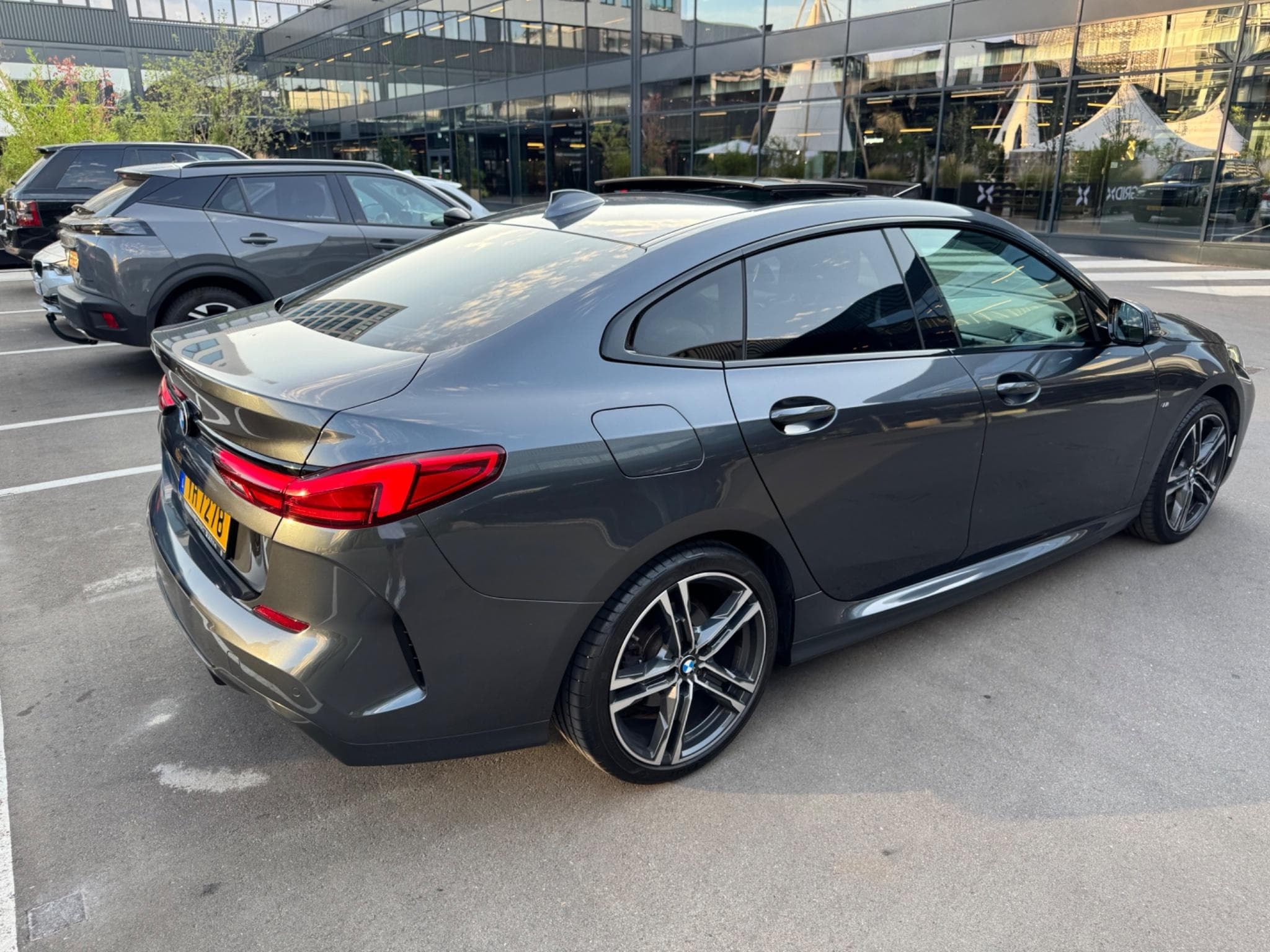 BMW 218 Gran Coupé Sport M (2021) - Foto 6