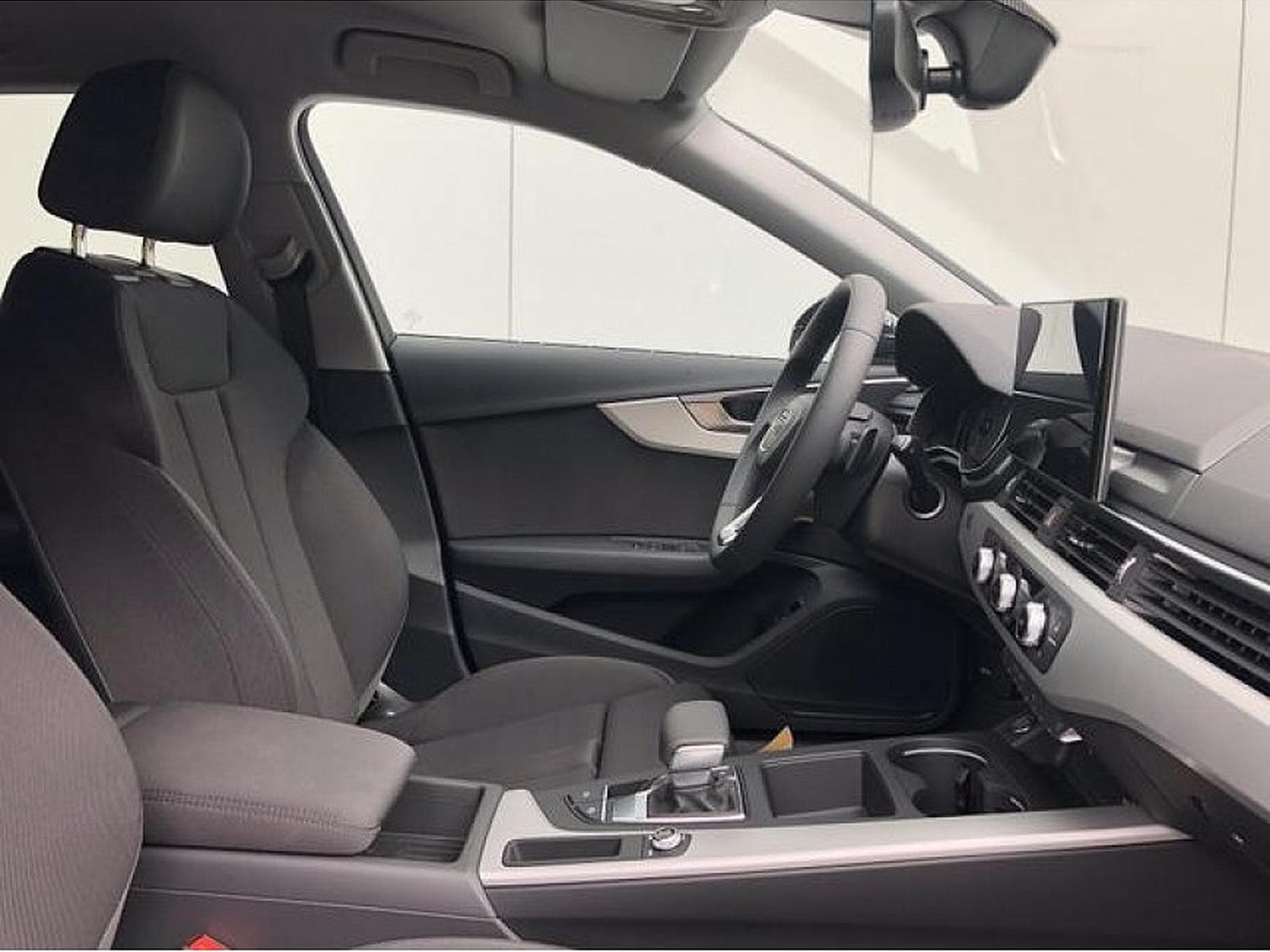 Audi A4 (2023) - Foto 17