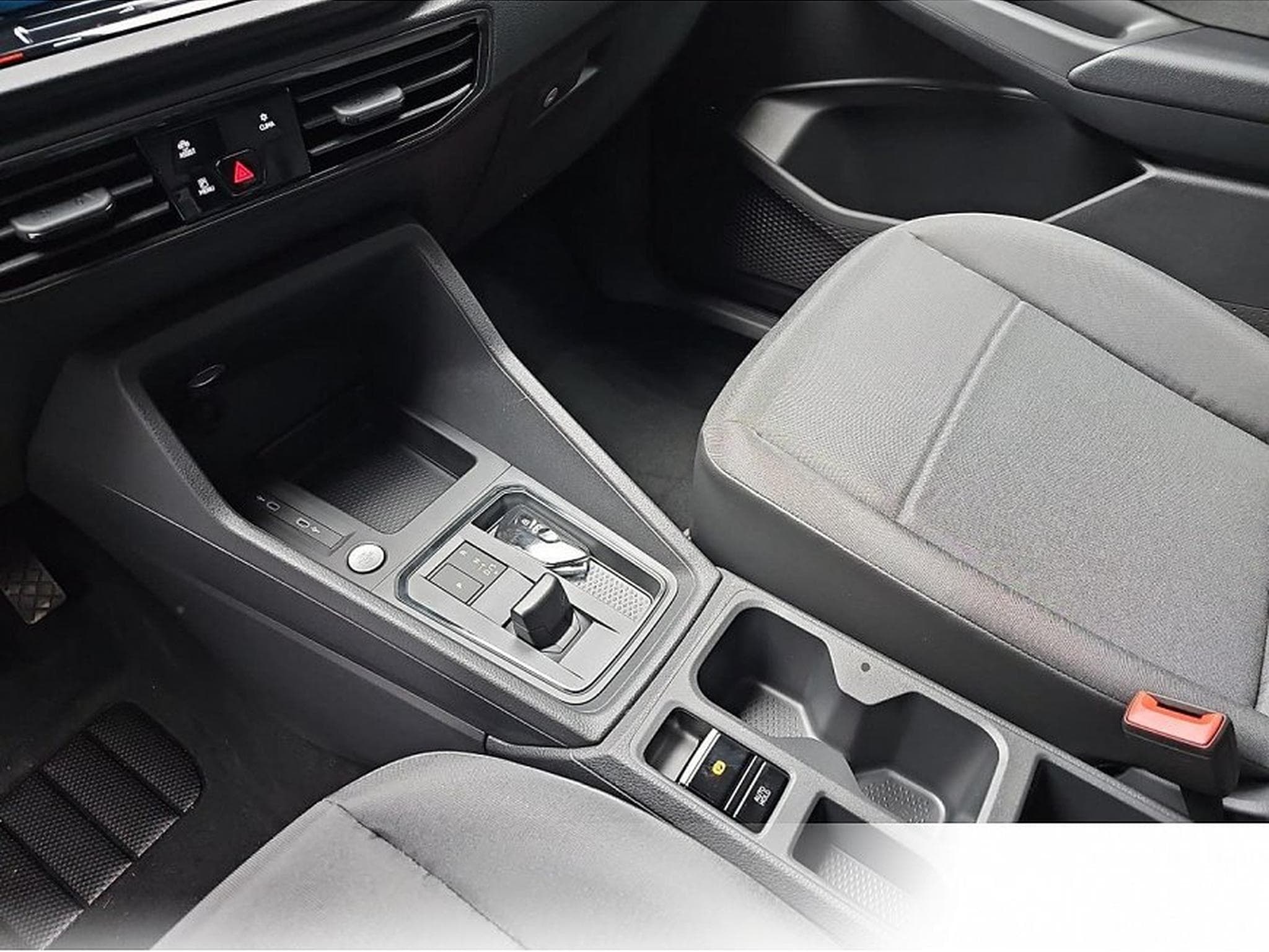 VW Caddy (2026) - Foto 11