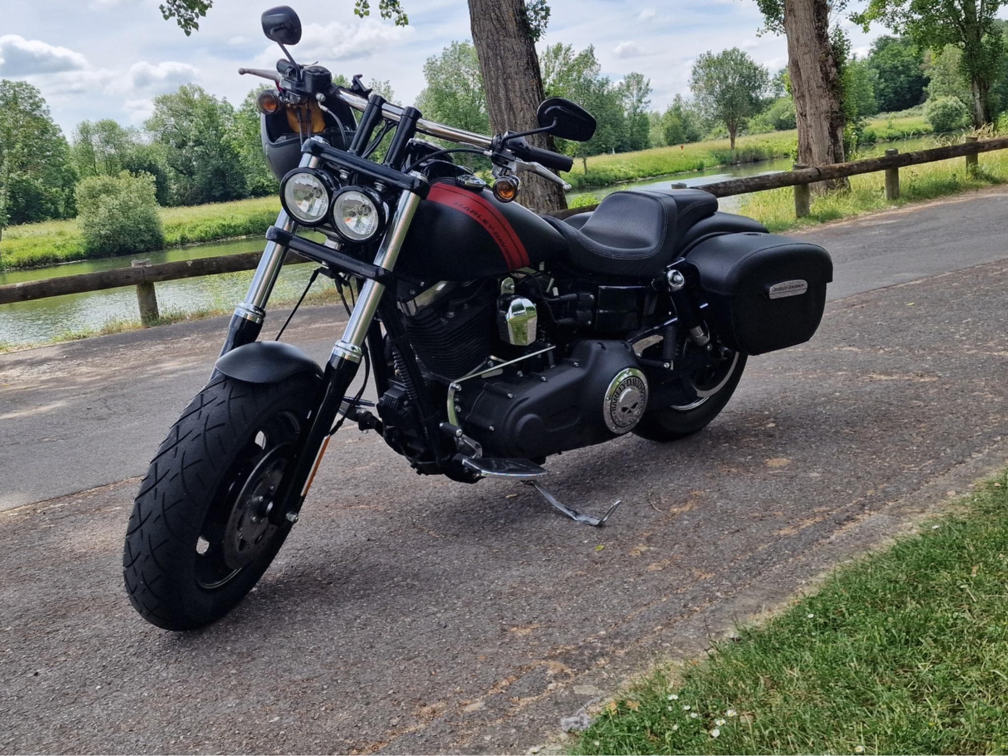 Harley-Davidson Dyna Fat Bob (2014) - Foto 4