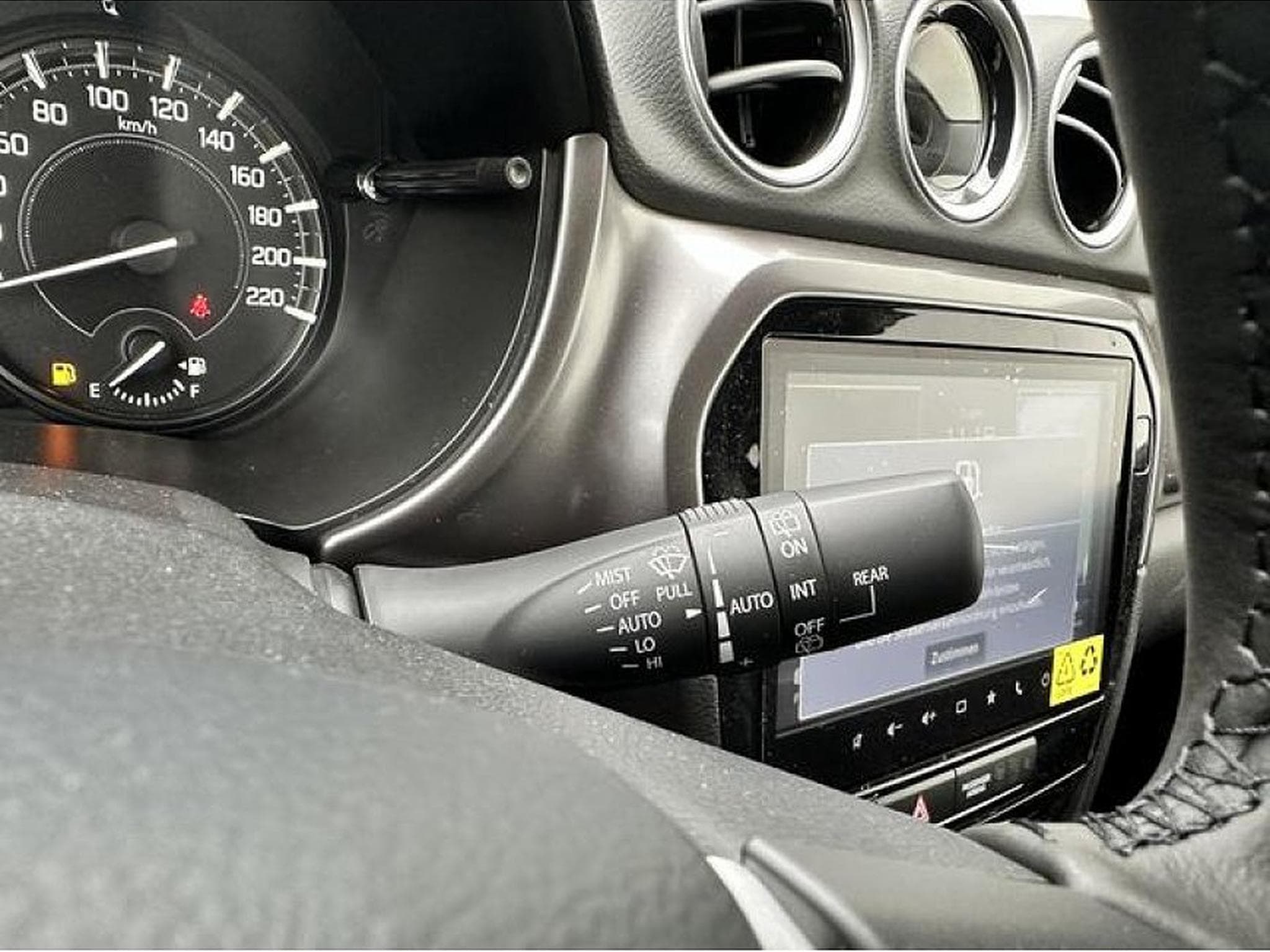 Suzuki Vitara (2025) - Photo 14