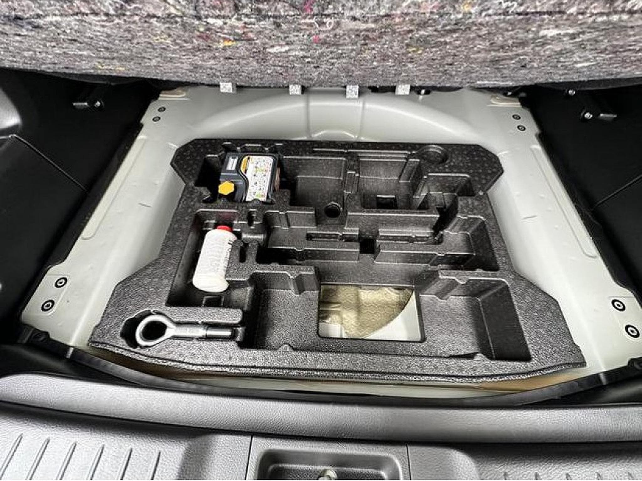 Suzuki Vitara (2025) - Photo 24