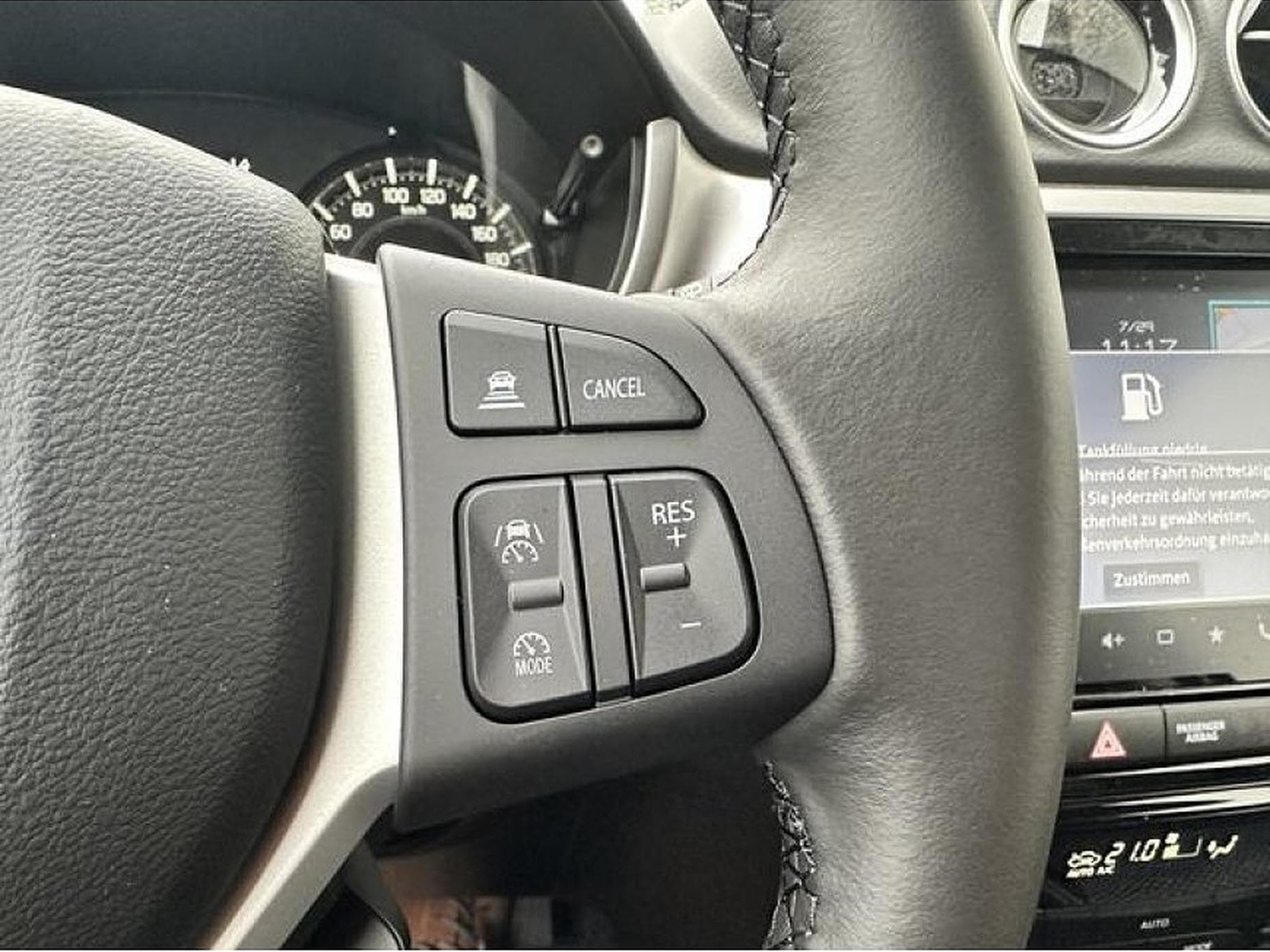 Suzuki Vitara (2025) - Photo 9