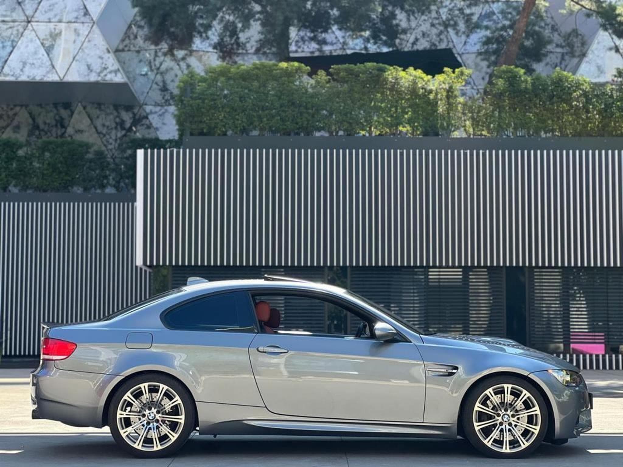 BMW M3 E92 COUPE / MANUELLE / TOIT OUVRANT / (2009) - Photo 7