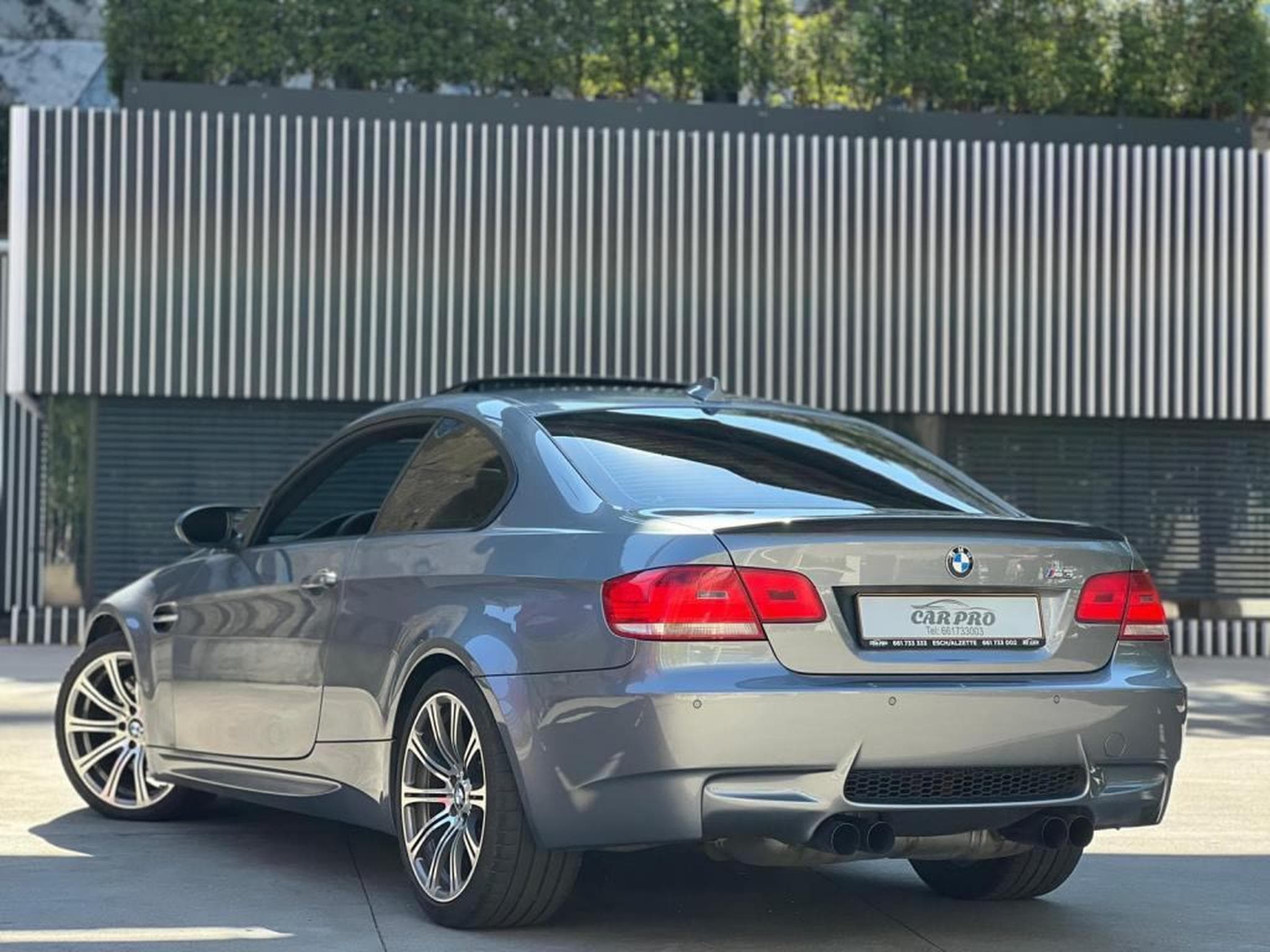 BMW M3 E92 COUPE / MANUELLE / TOIT OUVRANT / (2009) - Photo 4
