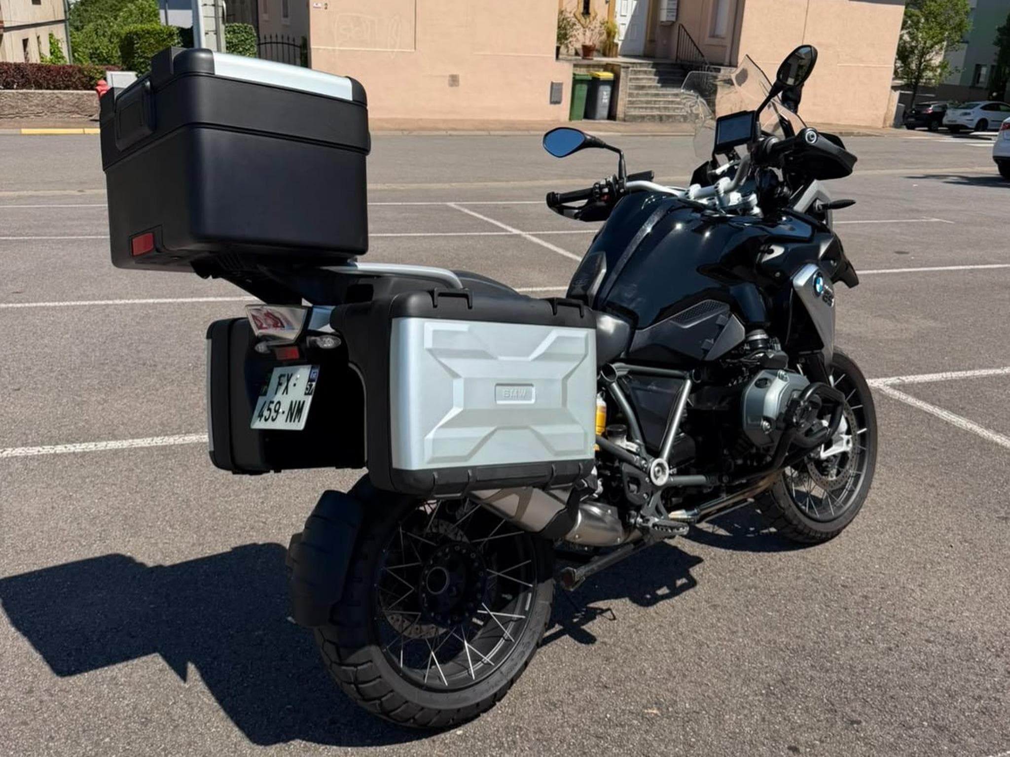 BMW R R1200GS TRIPLE BLACK (2016) - Photo 3