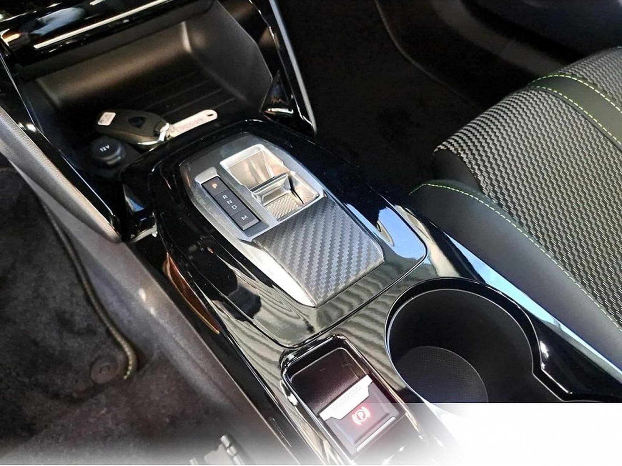 Peugeot 2008 (2026) - Foto 11