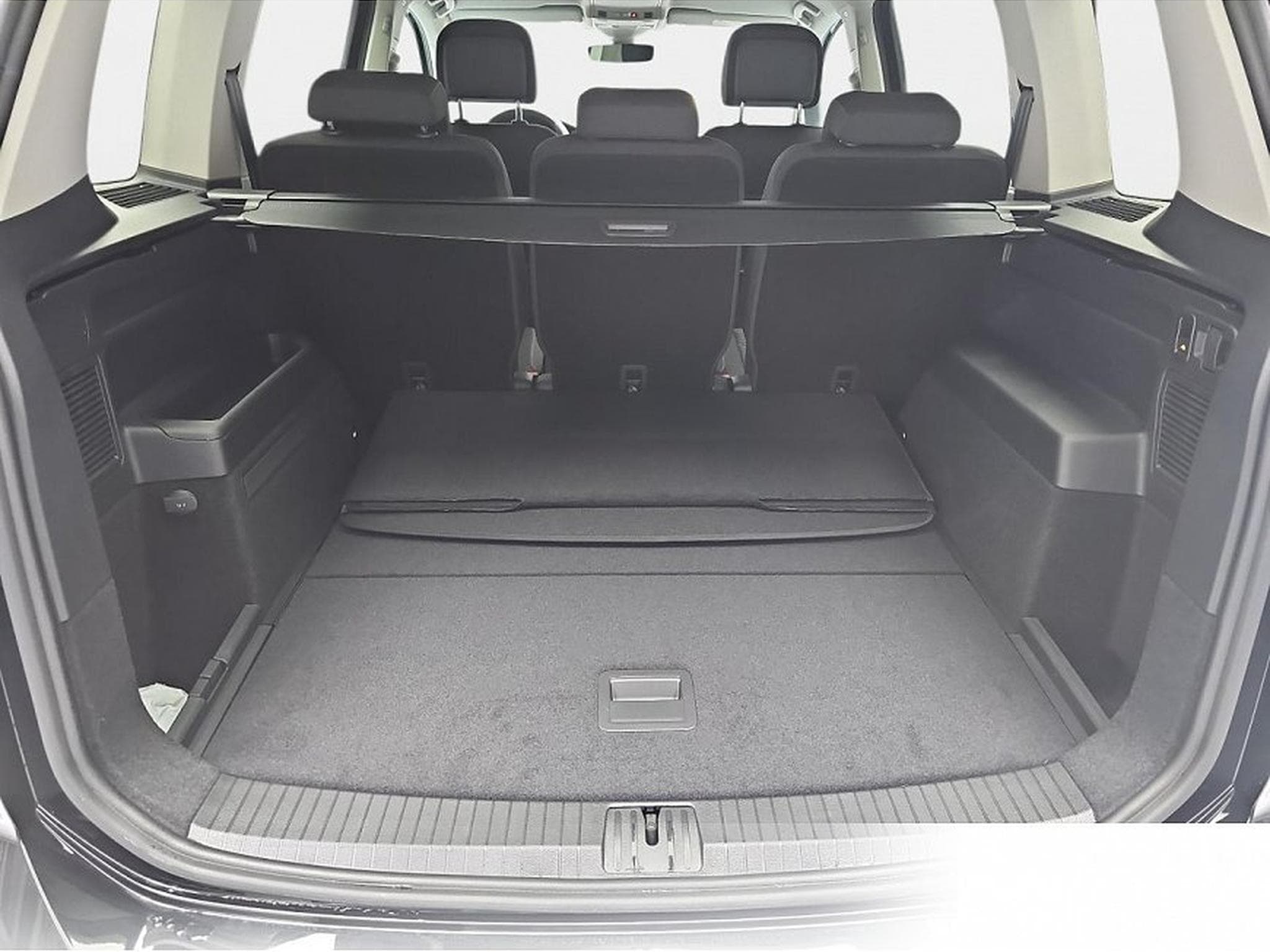 VW Touran (2026) - Foto 13