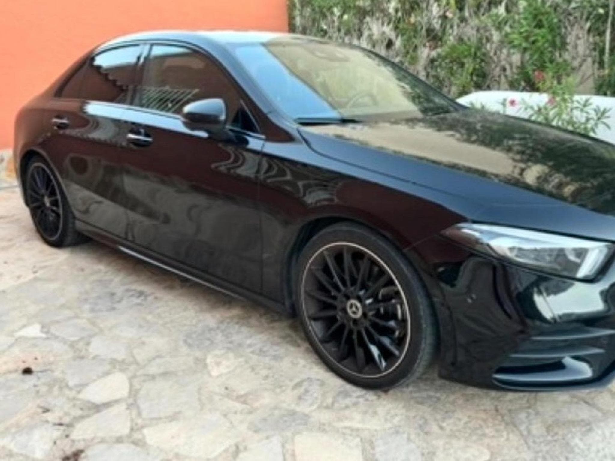 Mercedes A 250 4MATIC BERLINE AMG LINE (2022) - Photo 1