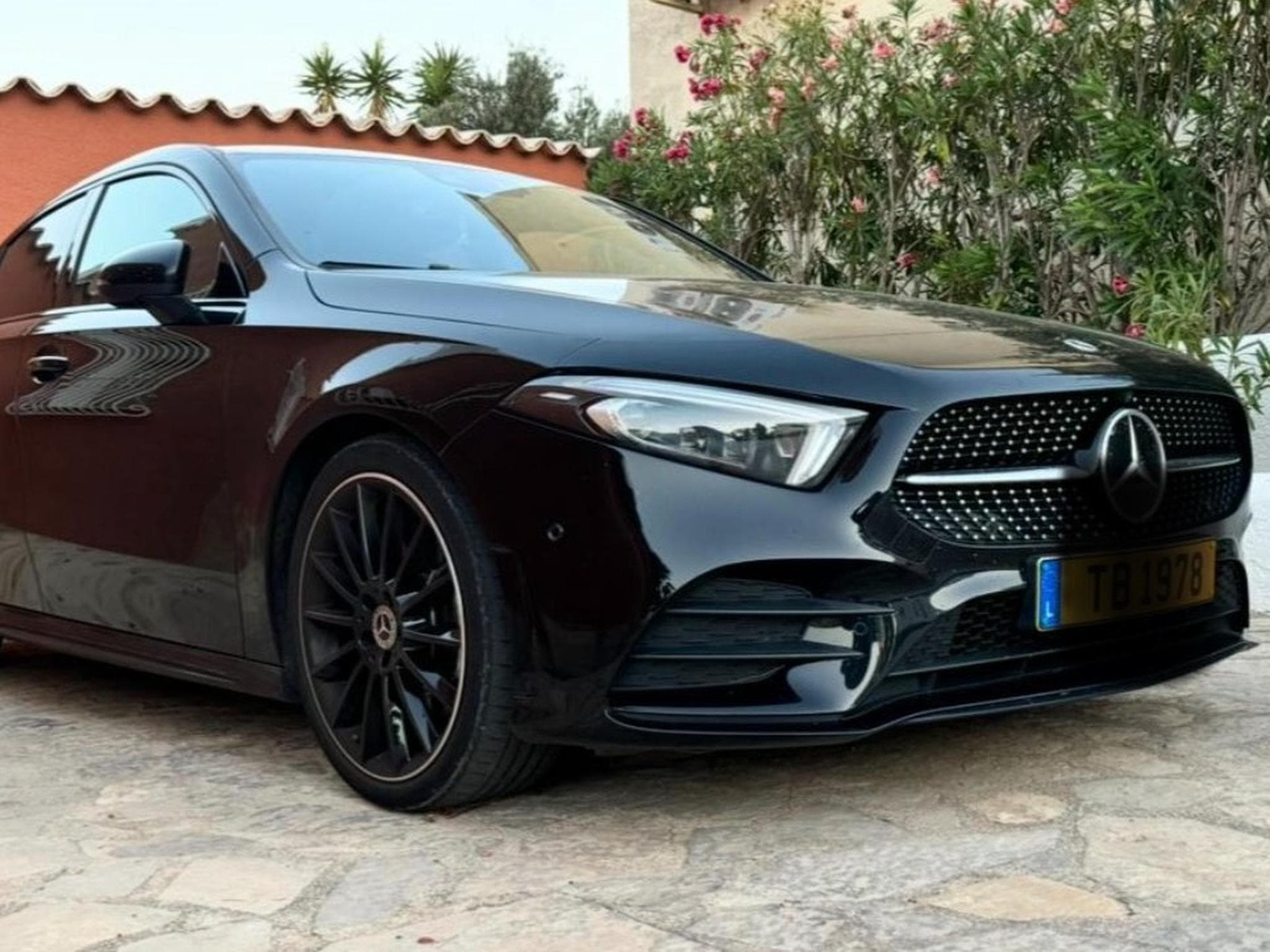 Mercedes A 250 4MATIC BERLINE AMG LINE (2022) - Photo 3
