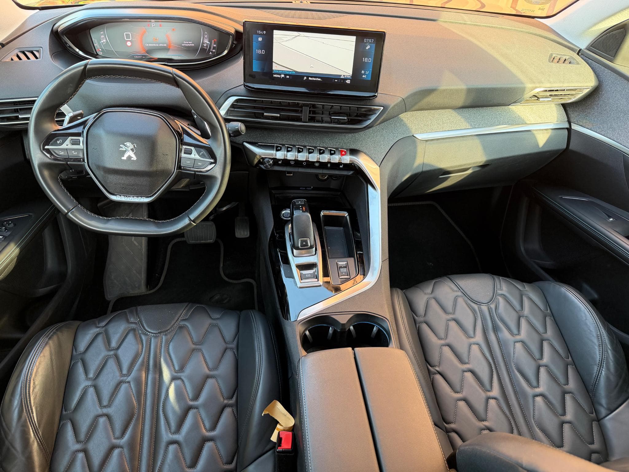 Peugeot 5008 1.5 HDI 130CH  EAT8 Allure 7 places (2021) - Foto 3