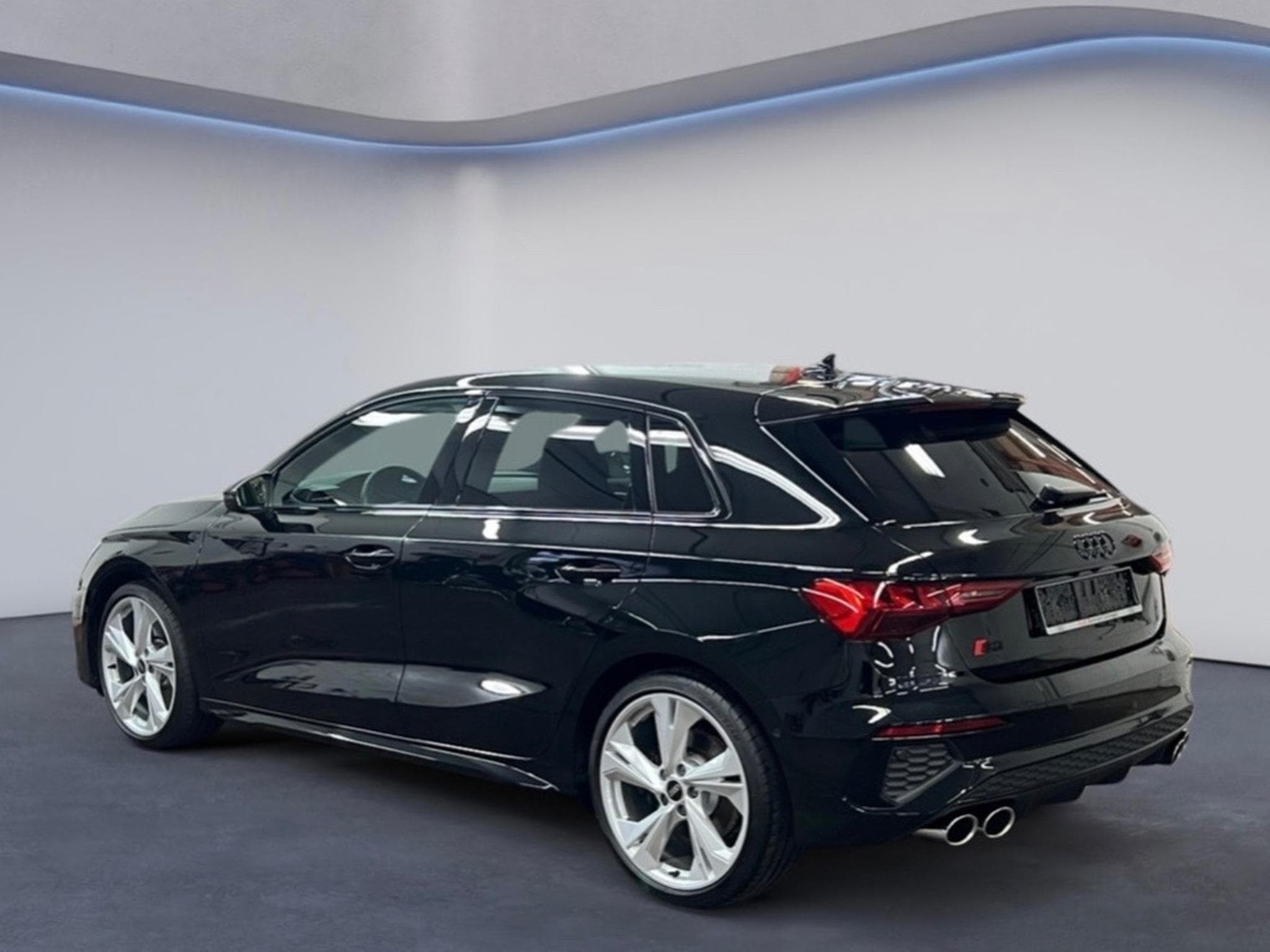 Audi S3 Sportback TFSI S tronic S line Mythos (2024) - Foto 2